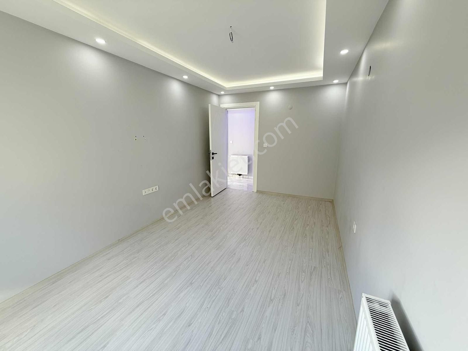 Bozyaka Anacadde Üzeri 2+1 110 M2 Arakat Asansörlü Sıfır Daire - Görsel 2