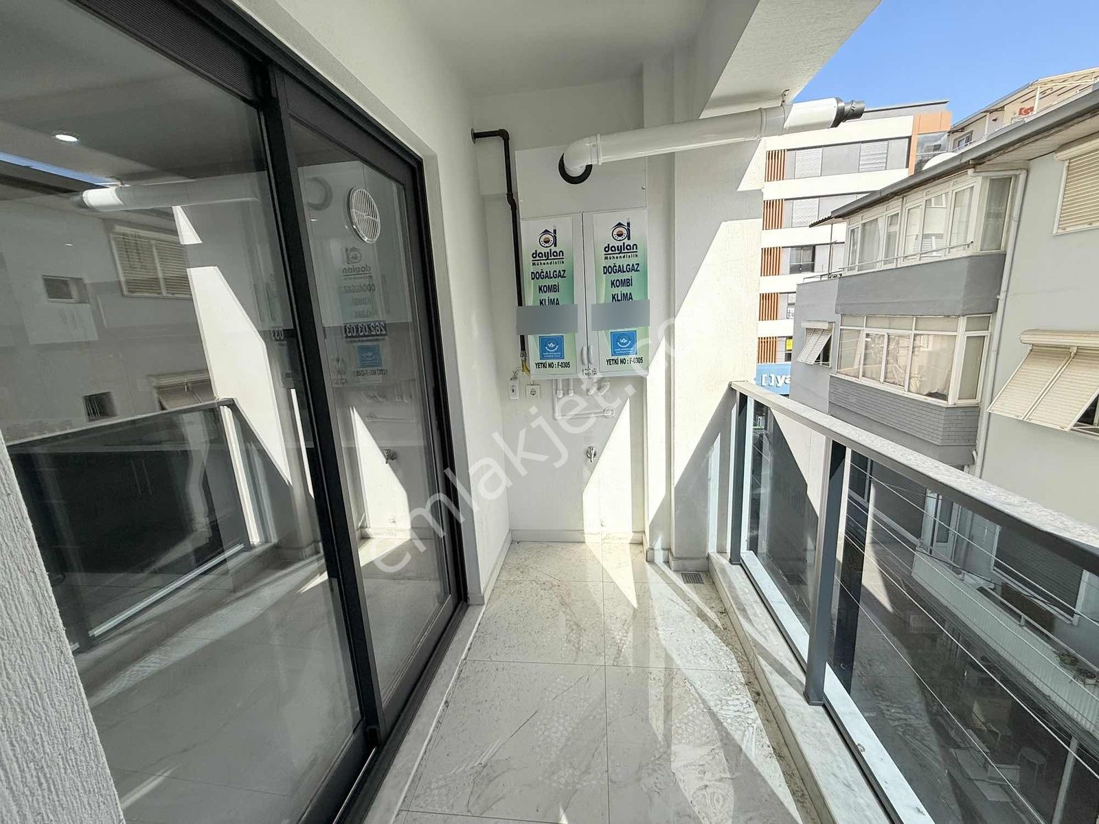 Bozyaka Anacadde Üzeri 2+1 110 M2 Arakat Asansörlü Sıfır Daire - Görsel 12
