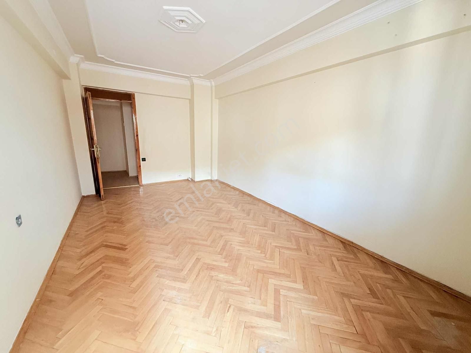 Üçyol Betonyolda 3+1 135 M2 Arakat Deniz Gören Fırsat Daire - Görsel 2