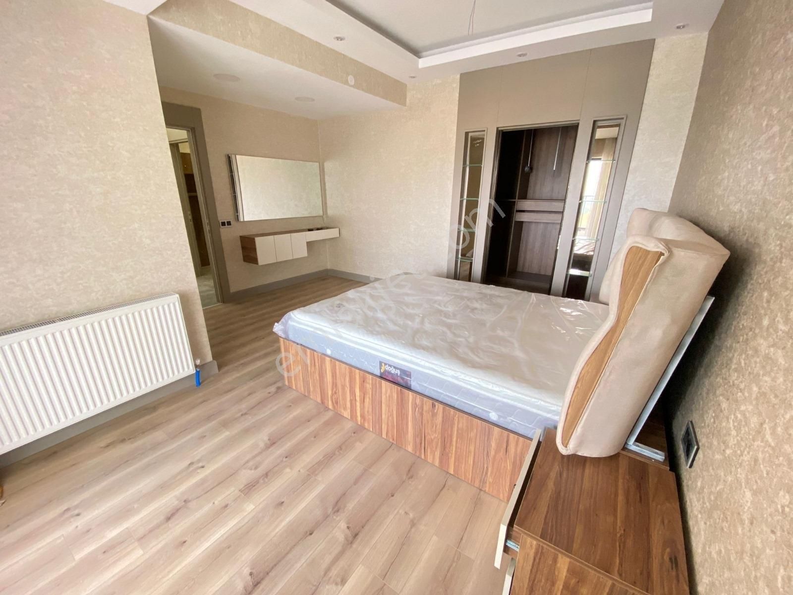 Skylıne Tower'da Opsiyonlu 4,5+1 8.kat Konumunda Satılık Daire - Görsel 6