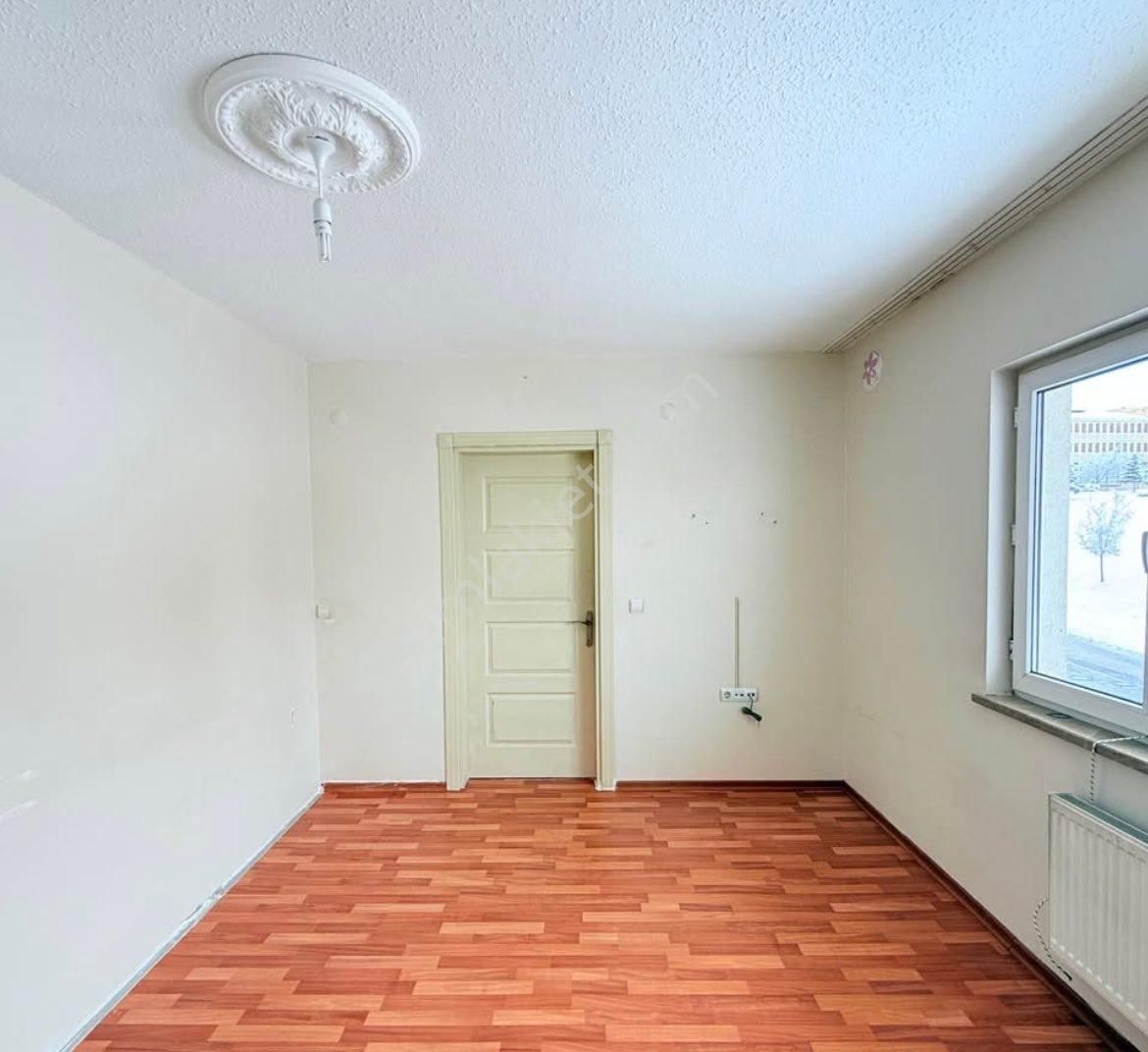 Kayseri Demokrasitokide Satılık 1+1 Daire - Görsel 2