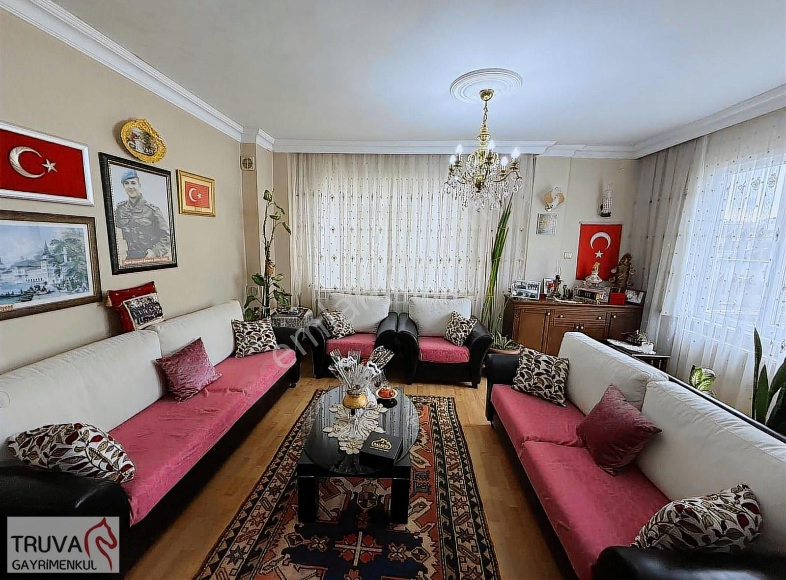 Kartal Topselvi Yalı Mahallesinde Aile Binasında 110 M2 2+1 - Görsel 16