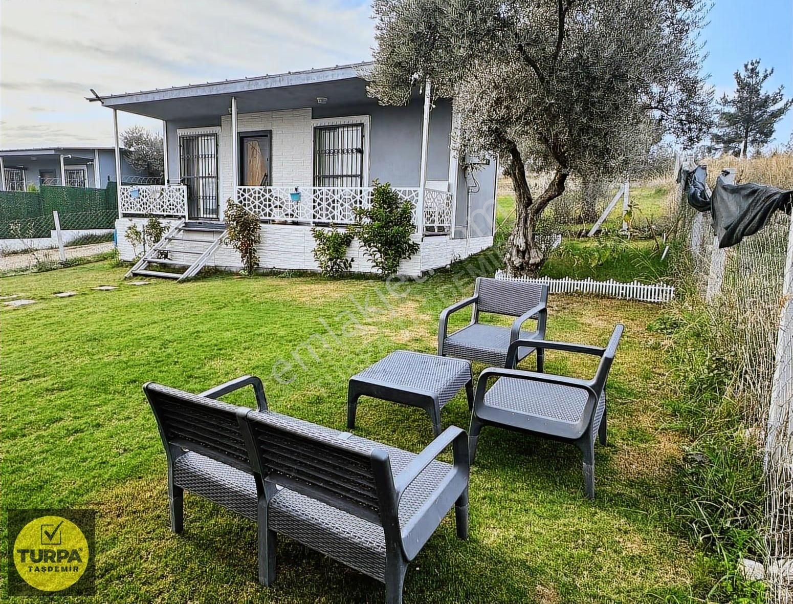 Turpa Taşdemirden Yazıbaşında 268 M2 1+1 Eşyalı Satılık Bahçe - Görsel 6