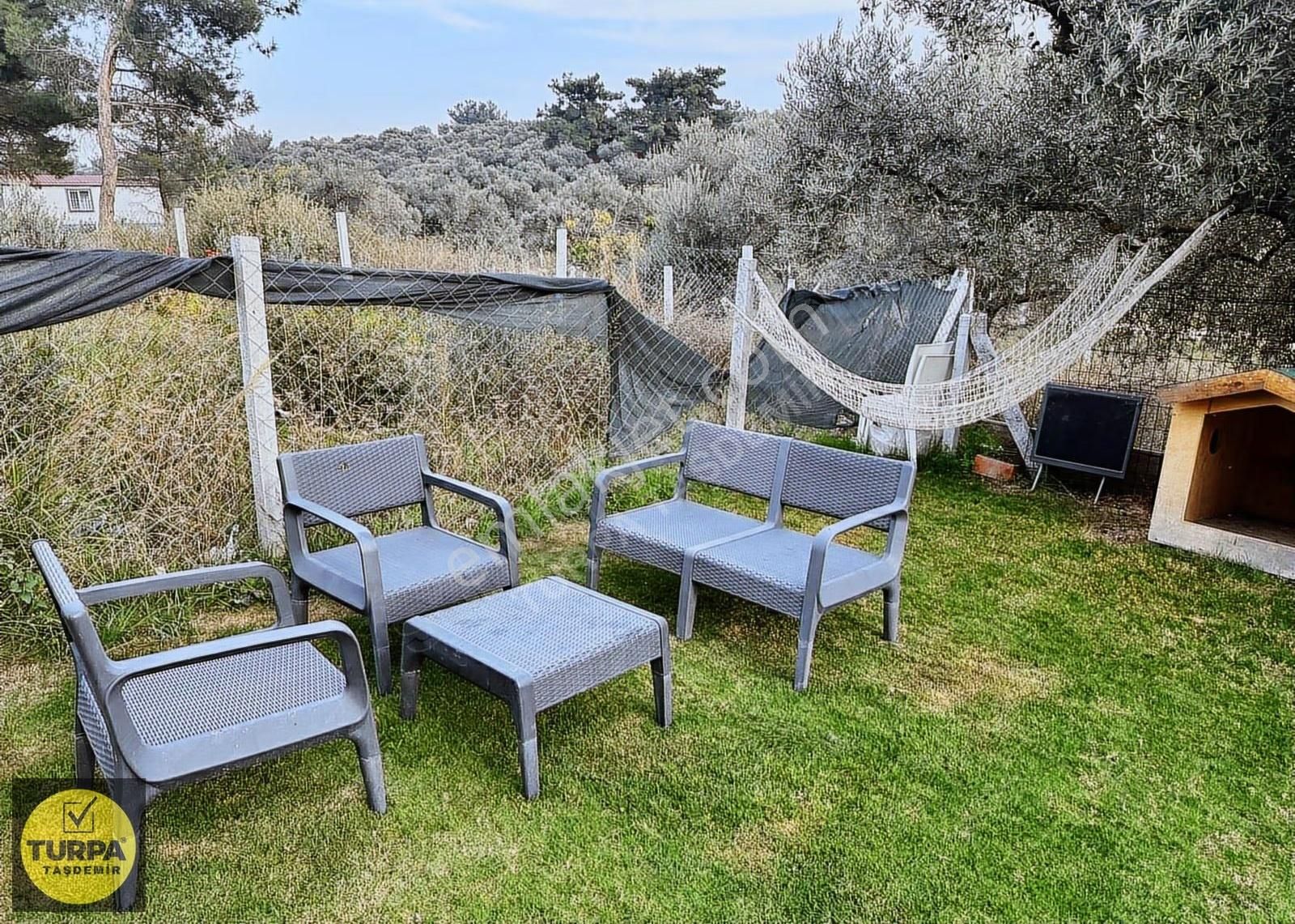 Turpa Taşdemirden Yazıbaşında 268 M2 1+1 Eşyalı Satılık Bahçe - Görsel 7