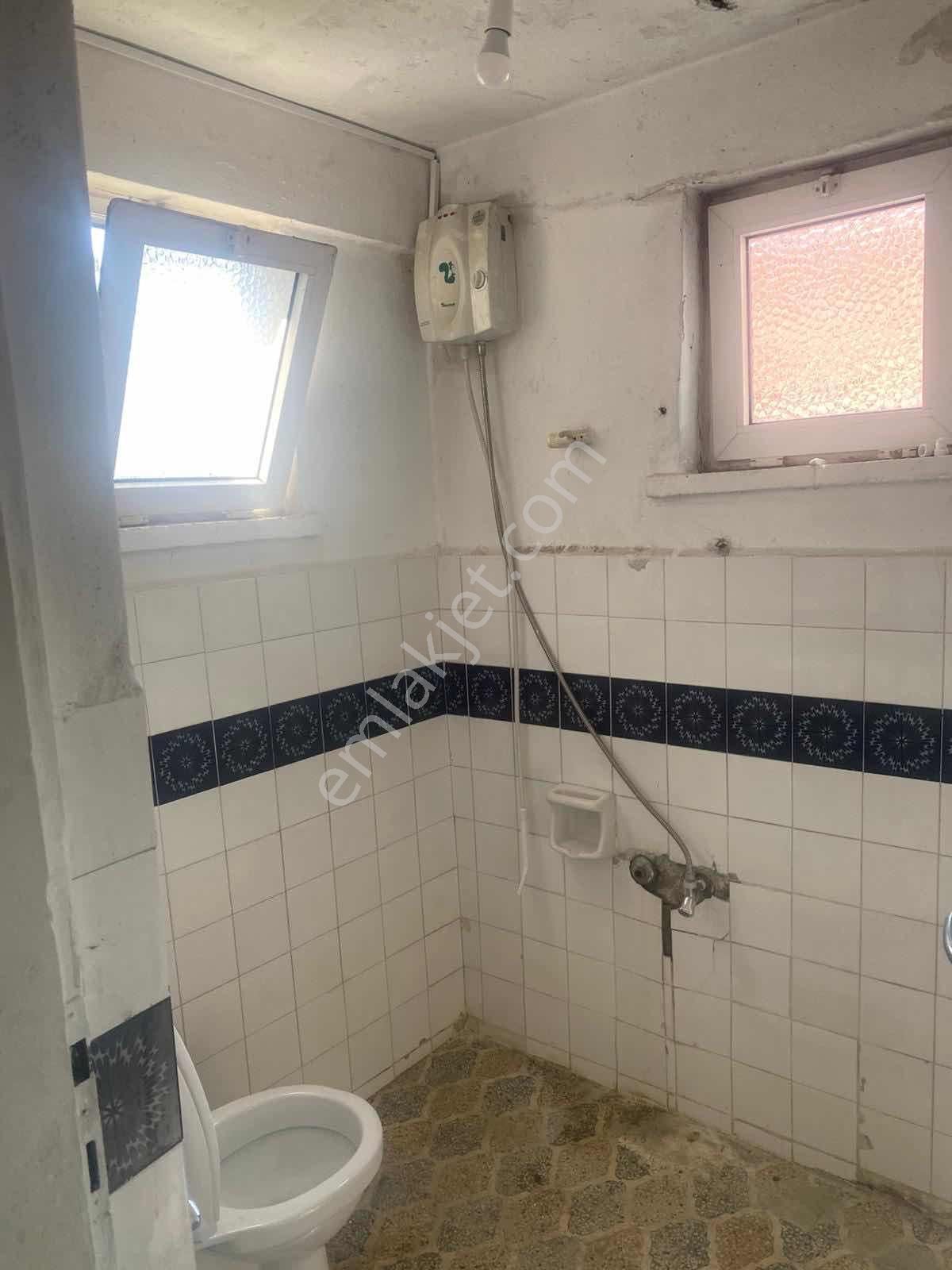 İnfo Gayrimenkul Köroğlu Mah Satılık Müstakil Ev 2 Katlı Bahçeli - Görsel 4