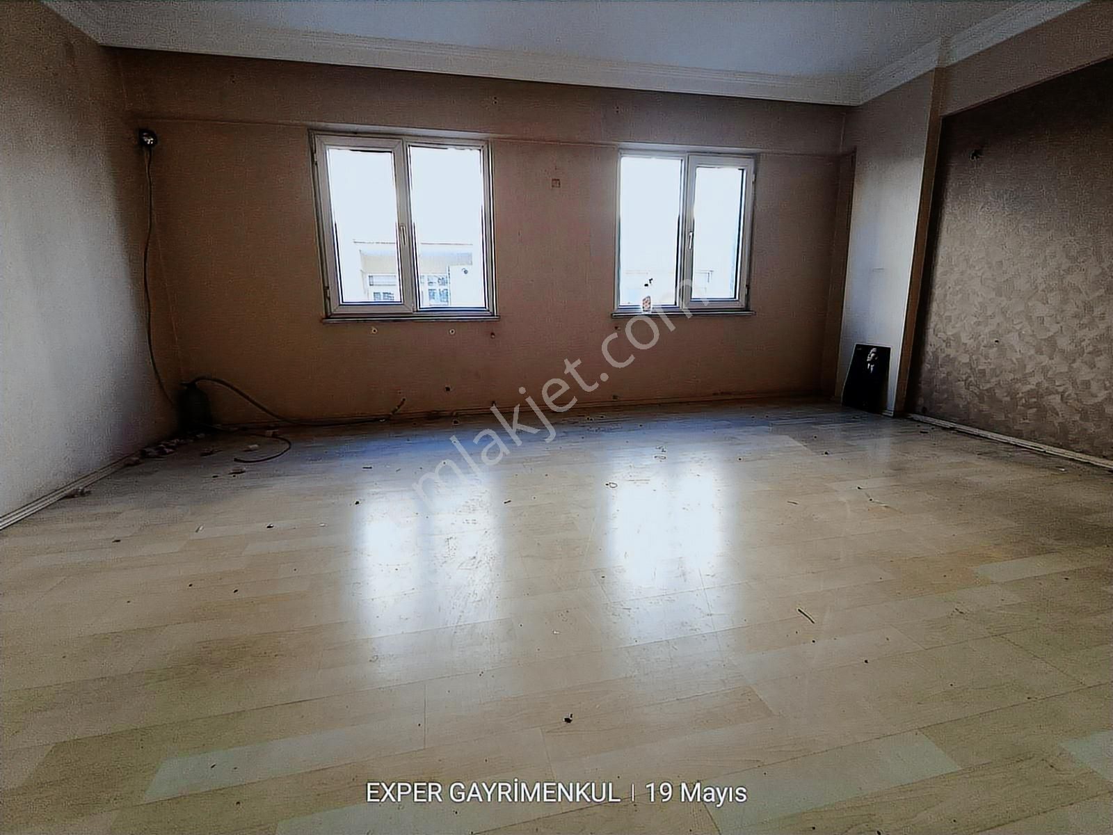 Gazi Caddesi'nde 2+1 Fırsat Daire - Görsel 15