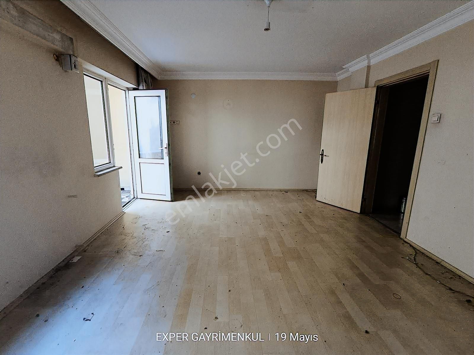 Gazi Caddesi'nde 2+1 Fırsat Daire - Görsel 14