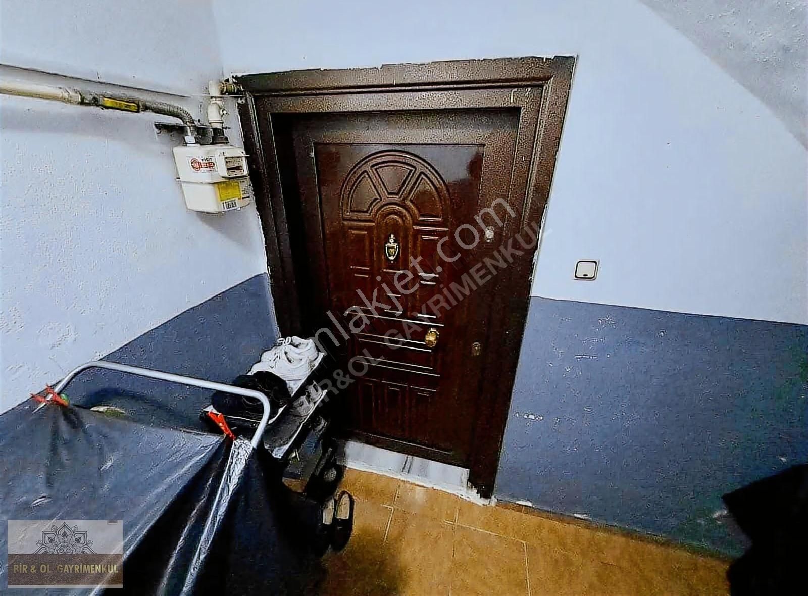 Sultangazi 50.yıl Mahallesi Krediye Uygun 2007 Yapım 2+1 Bahçeka - Görsel 13