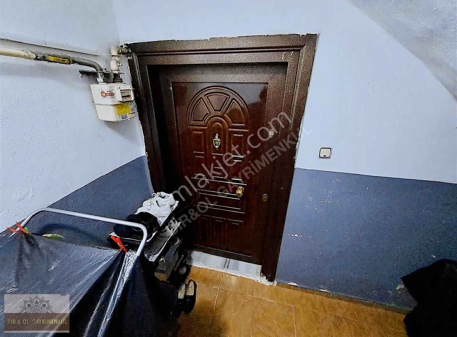 Sultangazi 50.yıl Mahallesi Krediye Uygun 2007 Yapım 2+1 Bahçeka - Görsel 18