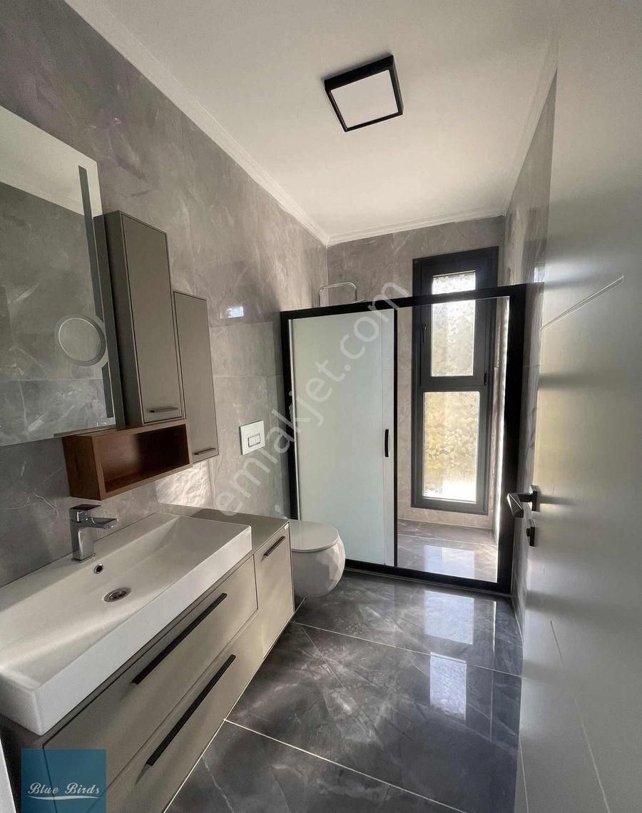 Kuşadası Değirmendere'de 500 M2 Bahçe İçerisinde Lüks Villa - Görsel 17