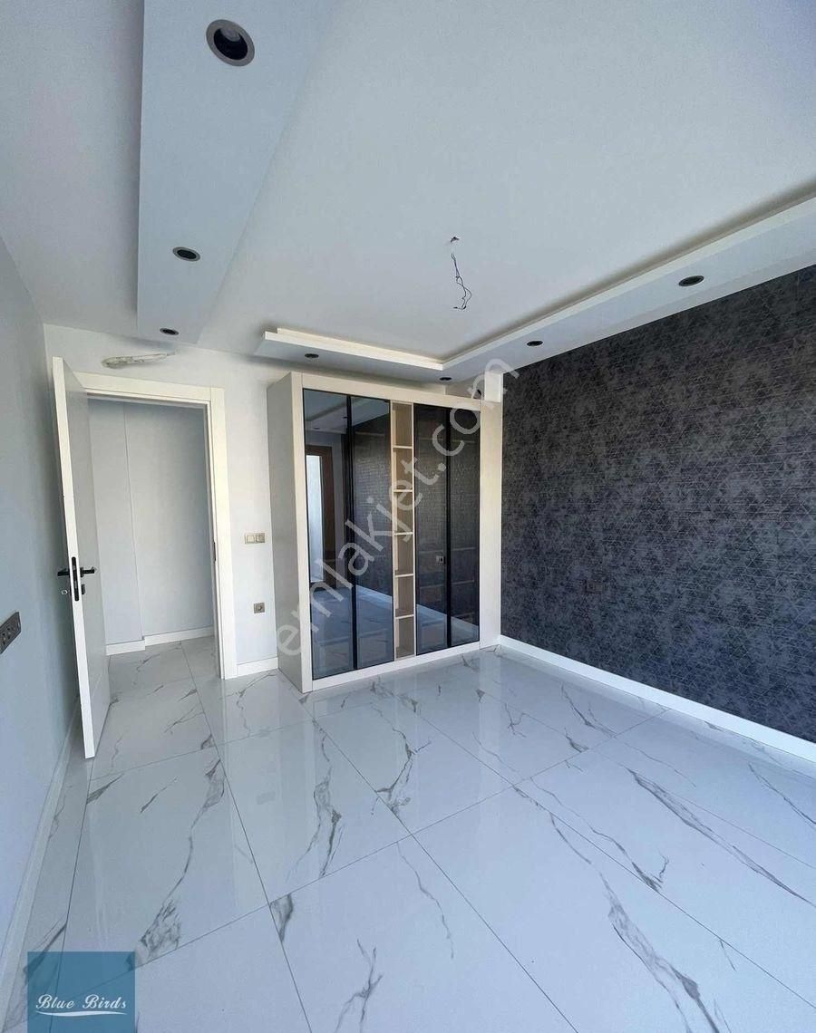 Kuşadası Değirmendere'de 500 M2 Bahçe İçerisinde Lüks Villa - Görsel 13