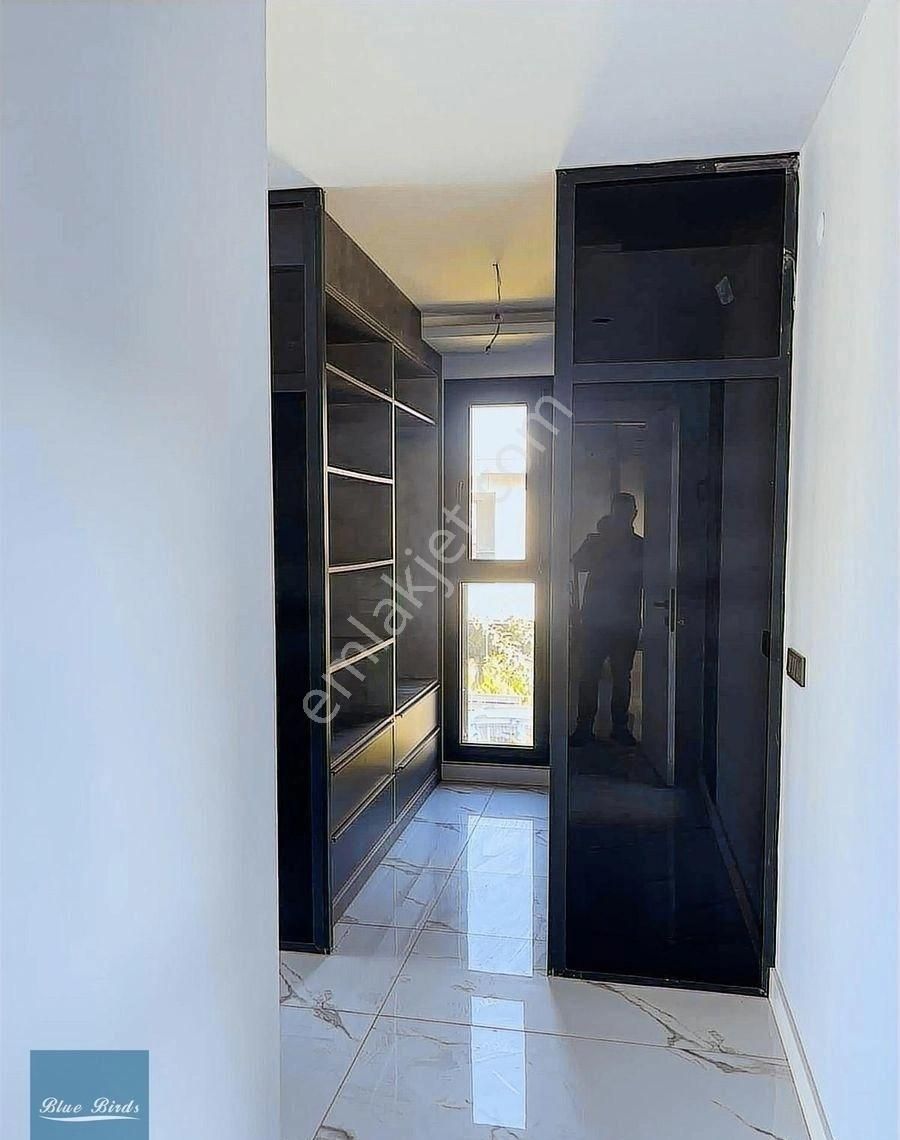 Kuşadası Değirmendere'de 500 M2 Bahçe İçerisinde Lüks Villa - Görsel 18