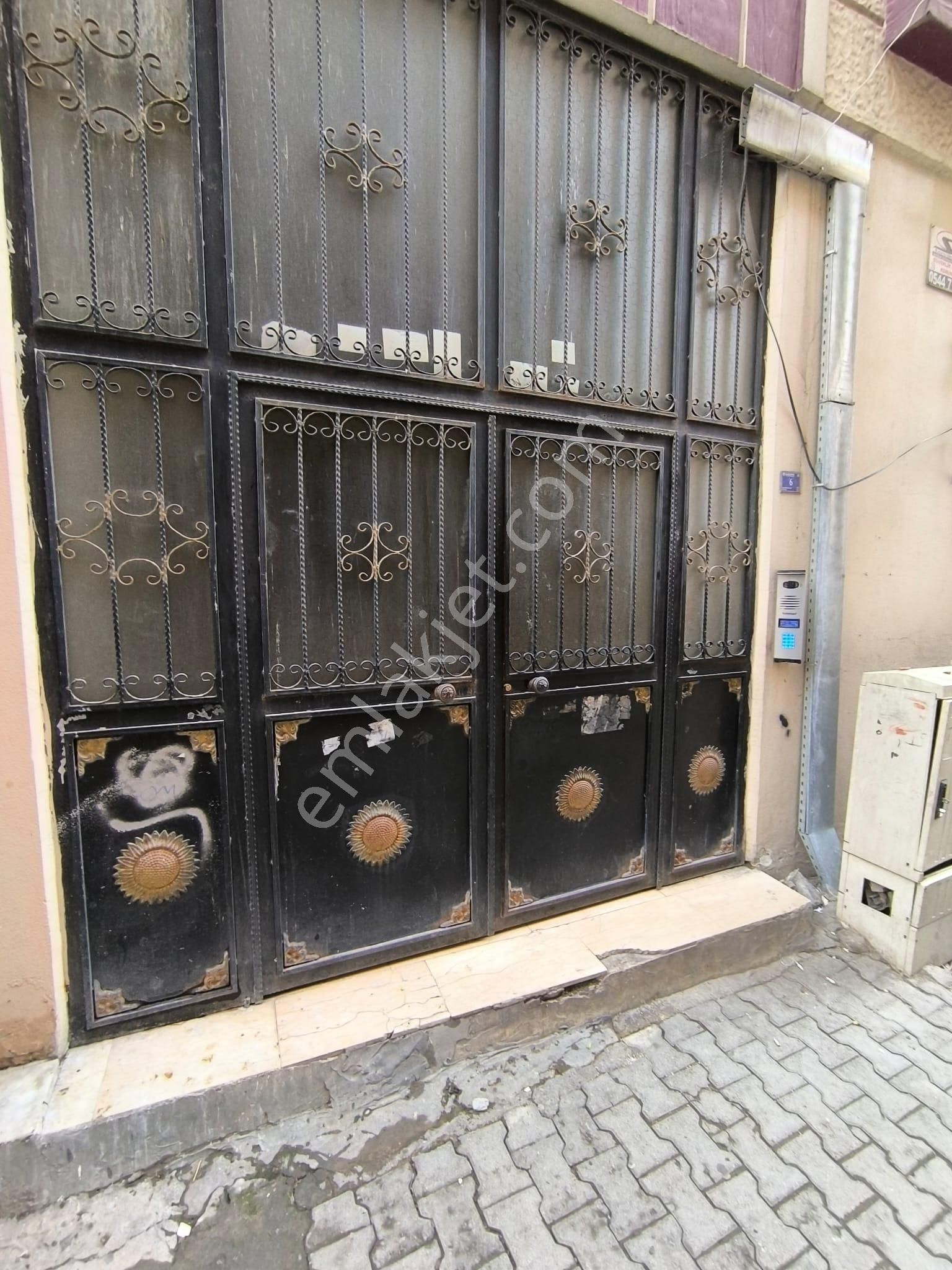 Şair Nabi Mahallesi'nde Doğal Gazlı Ve Asansörlü Yeni Temiz 3+1 Kiralık Daire - Görsel 3