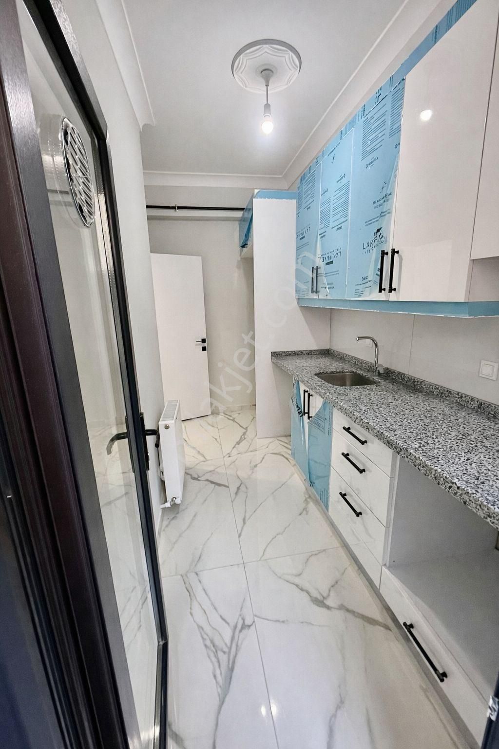 Sahibinden Çevık Kuvvete Yakın Vatan Mahallesı’nde 2 + 1 65 Metre² Sıfır Bına Da Kıralık