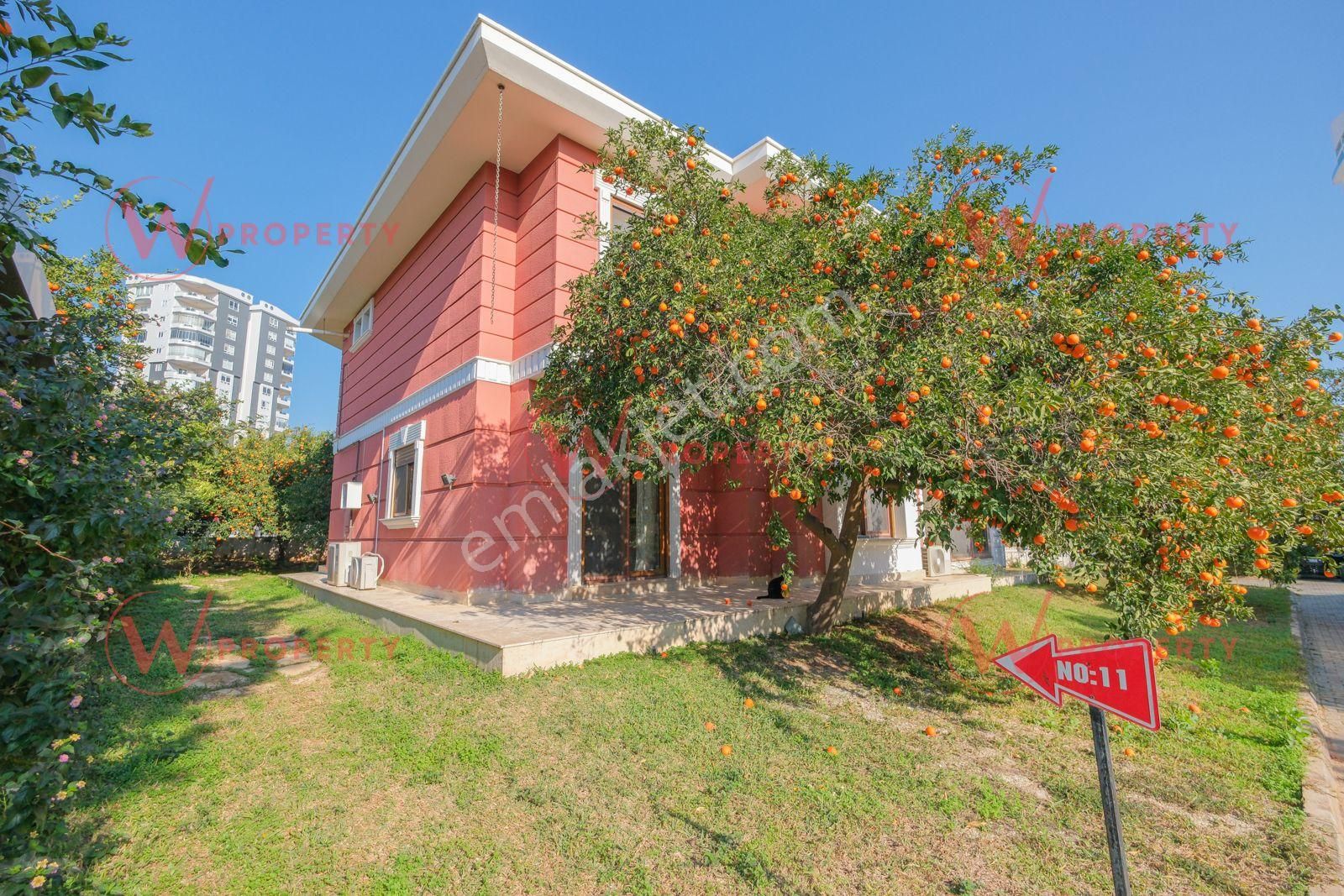 W Property Lemas Konaklarında 4+1 + Kış Bahçeli Müstakil Villa