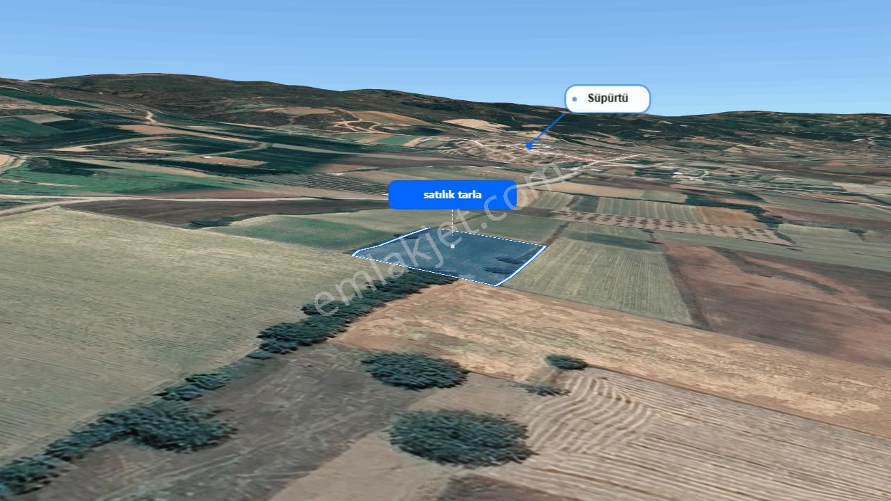 Roma' Dan Süpürtü Mh' De Satılık Tarla - Görsel 9