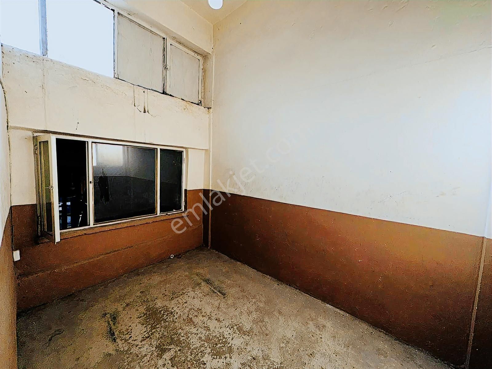 Merkez Gölbucağı Sanayi Kiralık Ön Cephe Dükkan - Görsel 8