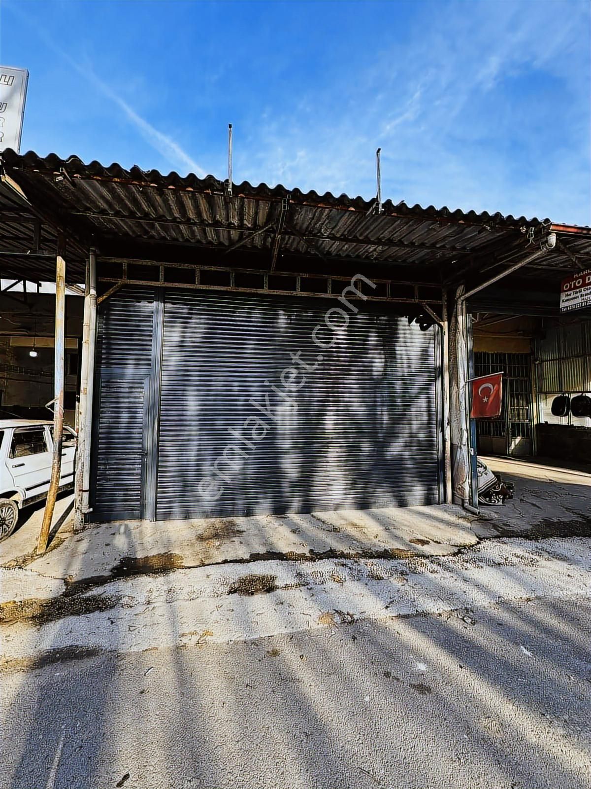 Merkez Gölbucağı Sanayi Kiralık Ön Cephe Dükkan - Görsel 2