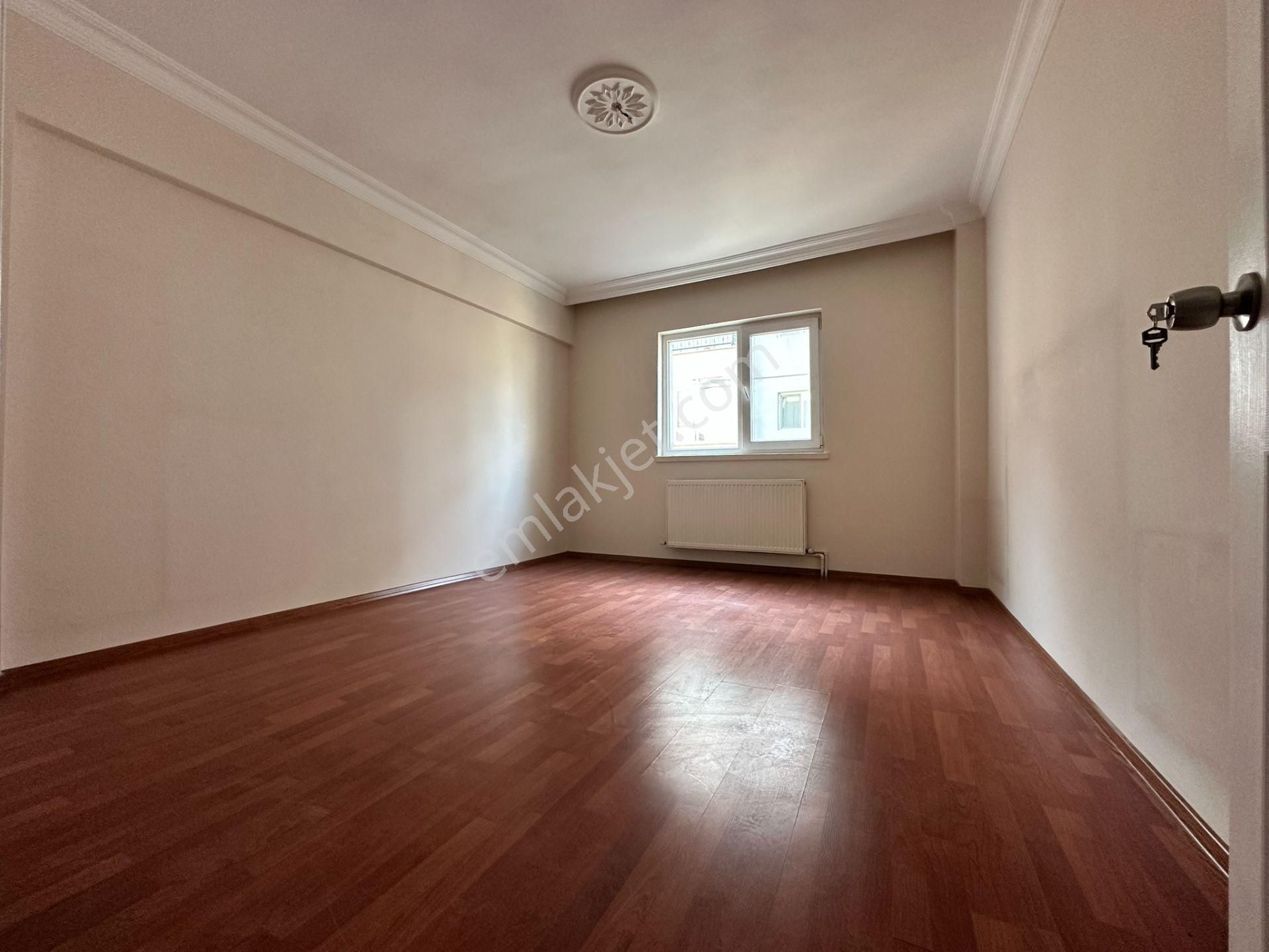 Pursaklar Mehmet Zengin Emlak'tan Çarşı İçinde Ankastre Serili, Ebeveyn Banyolu 2.kat 3+1 Masrafsız - Görsel 18