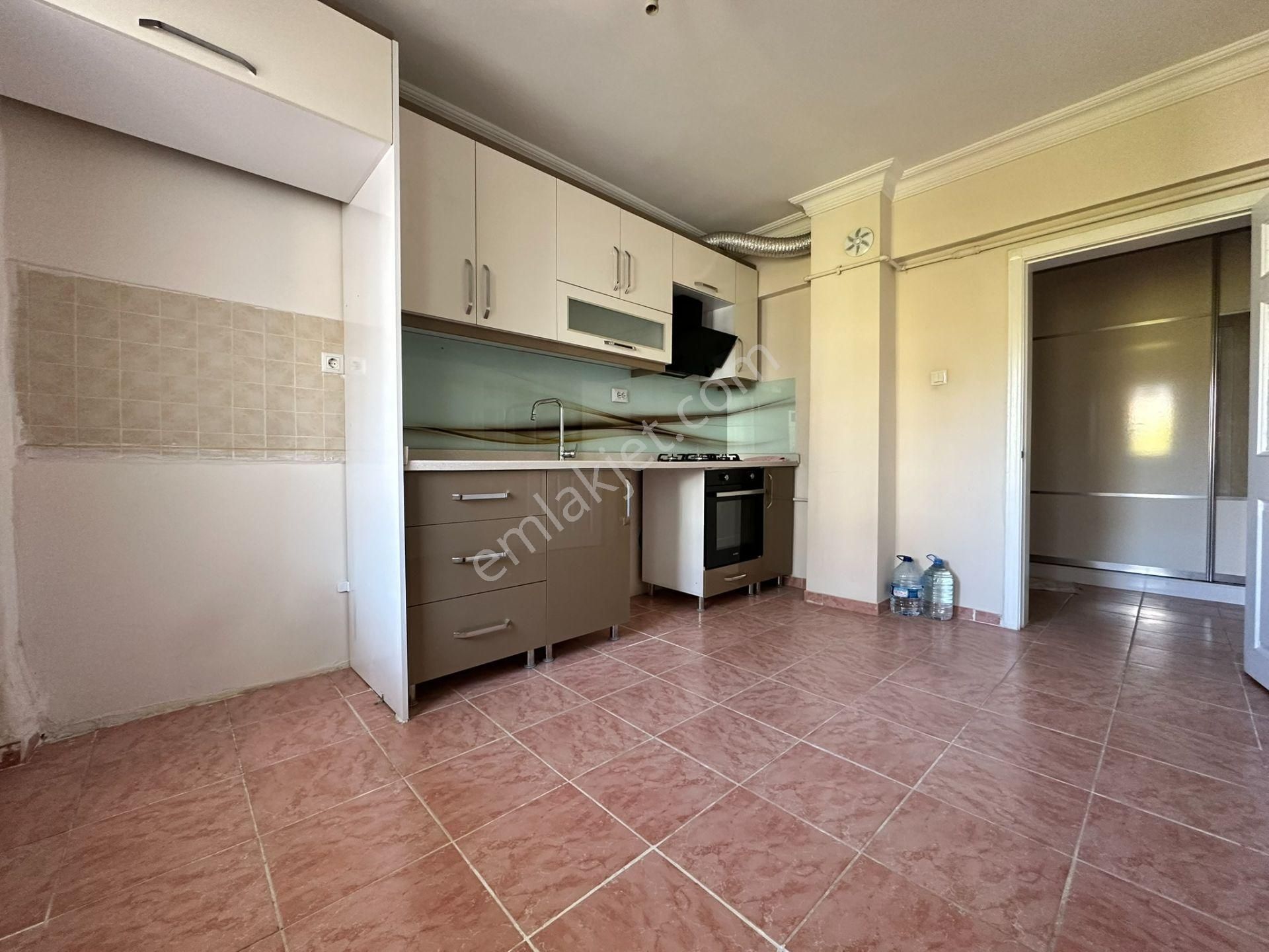 Pursaklar Mehmet Zengin Emlak'tan Çarşı İçinde Ankastre Serili, Ebeveyn Banyolu 2.kat 3+1 Masrafsız - Görsel 7