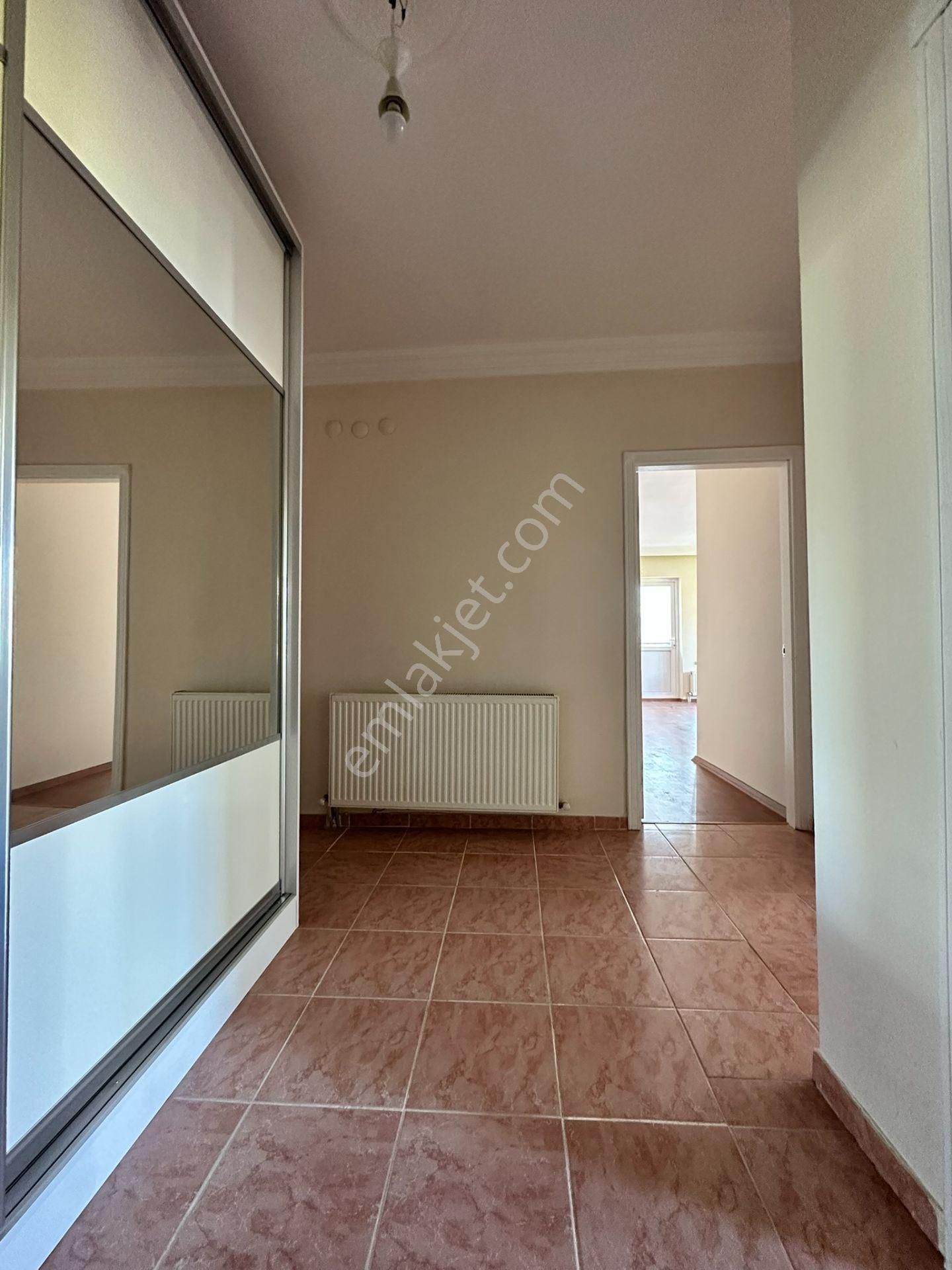 Pursaklar Mehmet Zengin Emlak'tan Çarşı İçinde Ankastre Serili, Ebeveyn Banyolu 2.kat 3+1 Masrafsız - Görsel 28