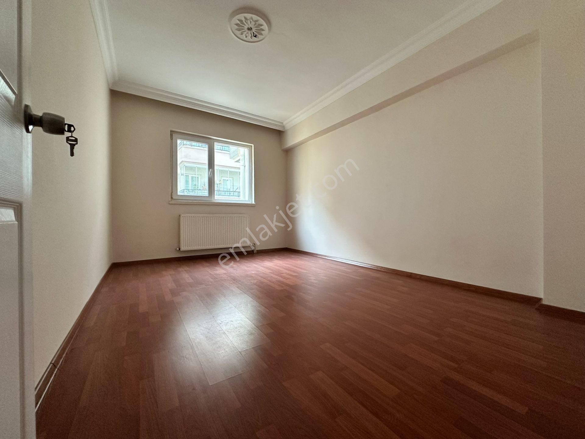 Pursaklar Mehmet Zengin Emlak'tan Çarşı İçinde Ankastre Serili, Ebeveyn Banyolu 2.kat 3+1 Masrafsız - Görsel 15