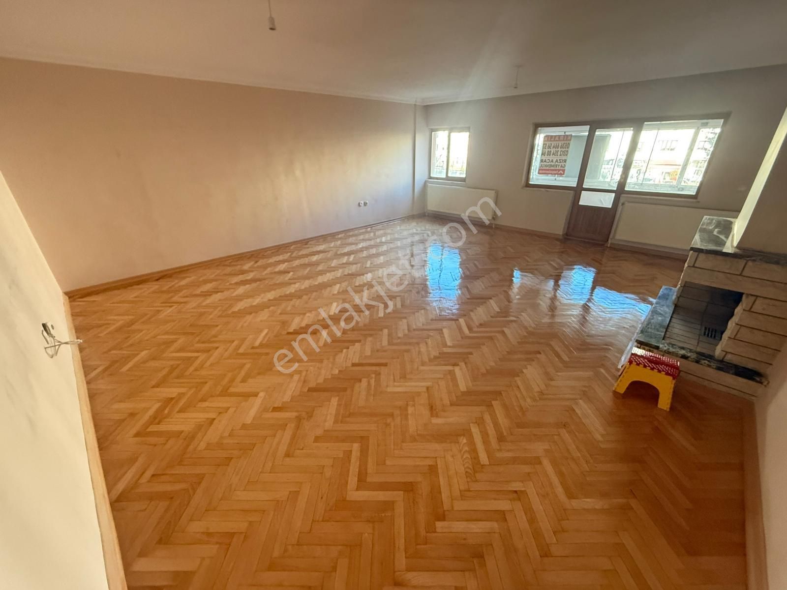 Rıza Acar'dan Anıt İş Merkezi Yeşimcan Sitesinde Kiralık 3+1 - Görsel 32