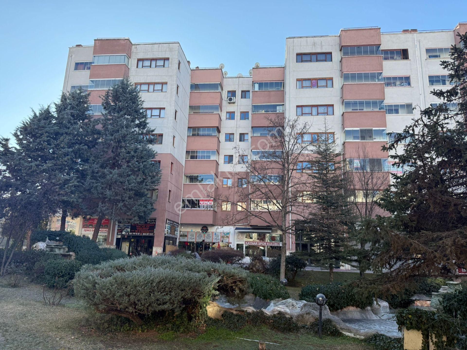 Rıza Acar'dan Anıt İş Merkezi Yeşimcan Sitesinde Kiralık 3+1 - Görsel 2