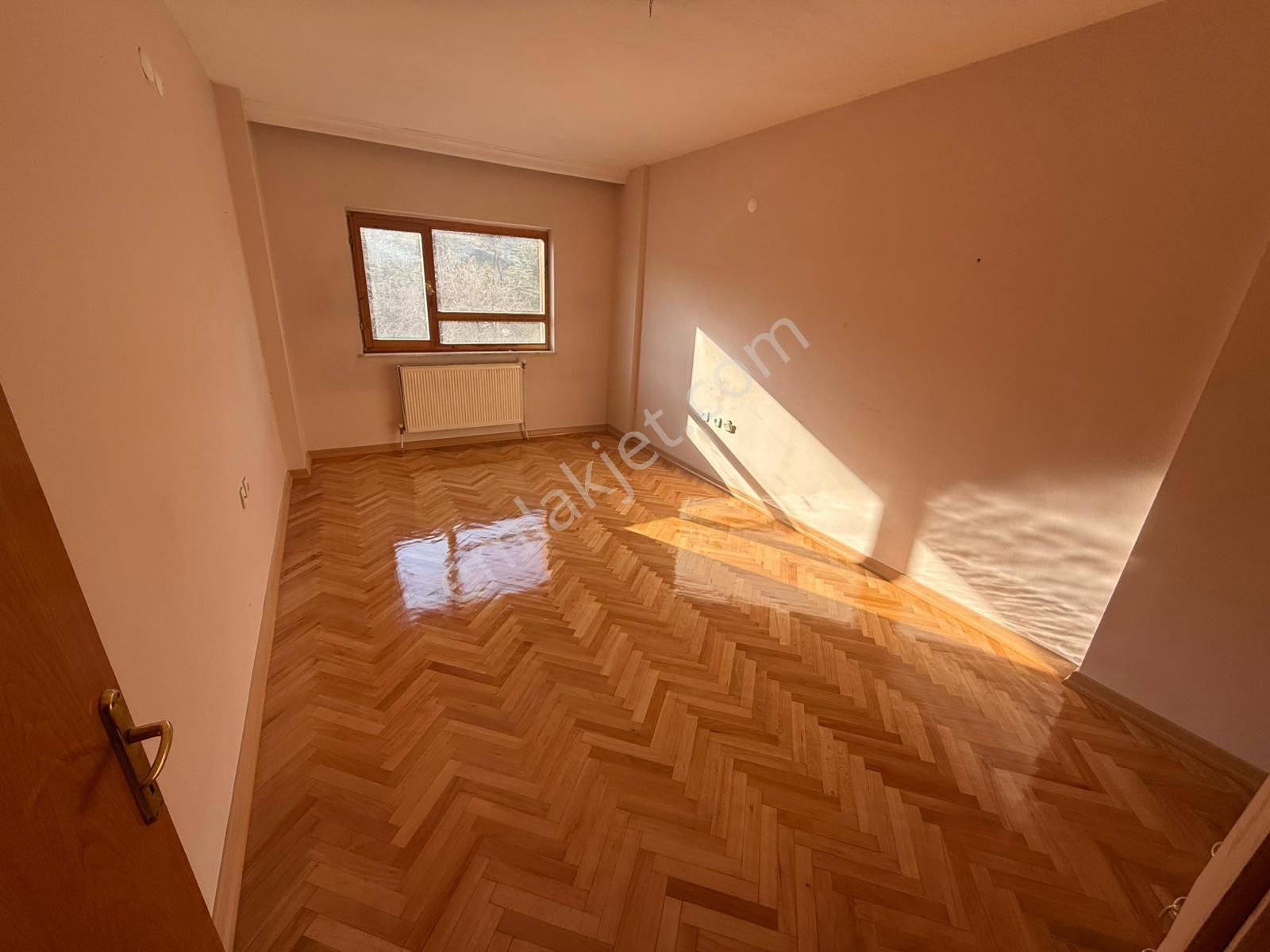 Rıza Acar'dan Anıt İş Merkezi Yeşimcan Sitesinde Kiralık 3+1 - Görsel 23