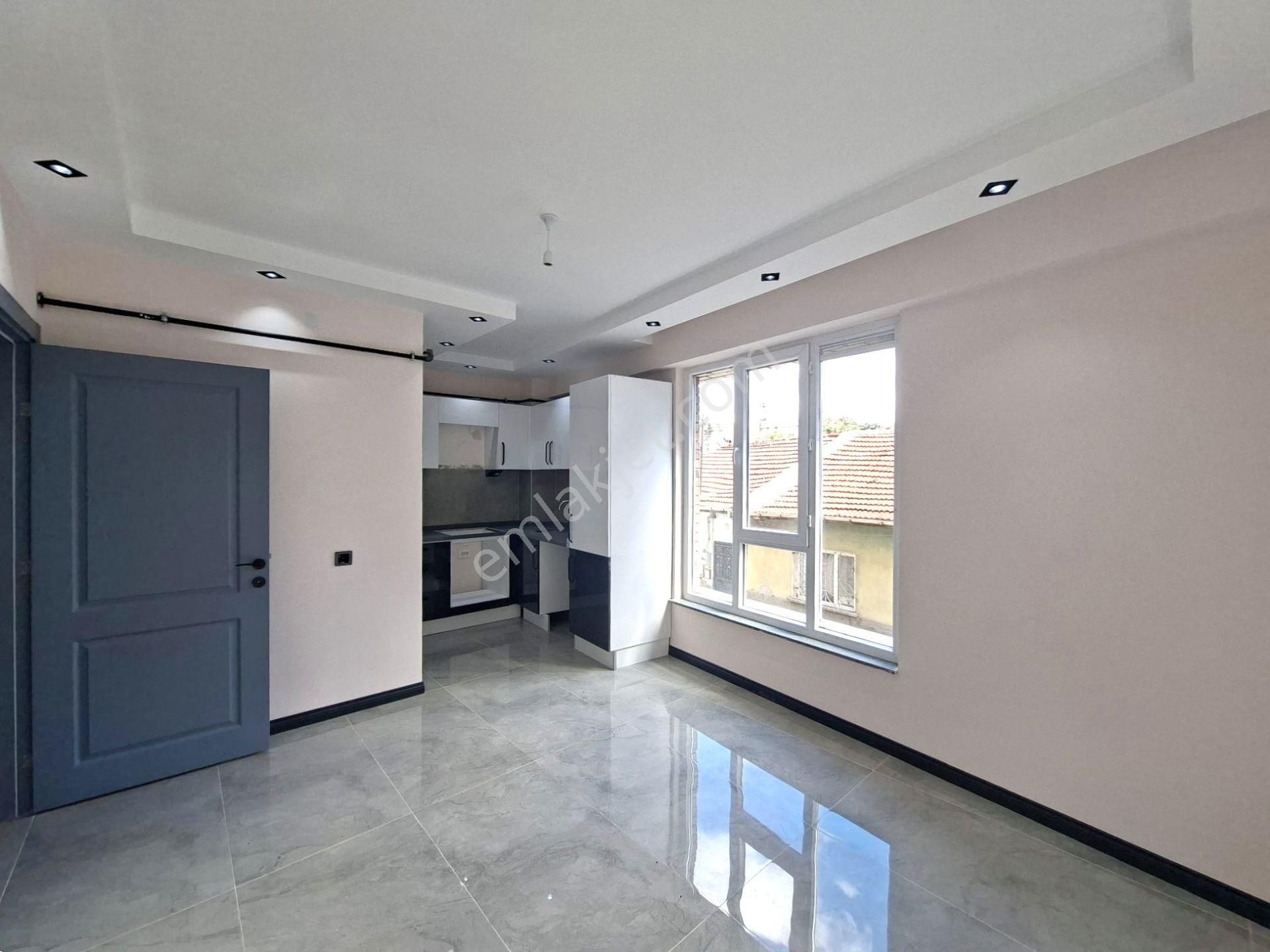 Recep Ümit'ten Şarhöyük Mahallesi Şarhöyük Sağlık Ocağının Yakınında (sıfır) Satılık 1+1 Daire - Görsel 7