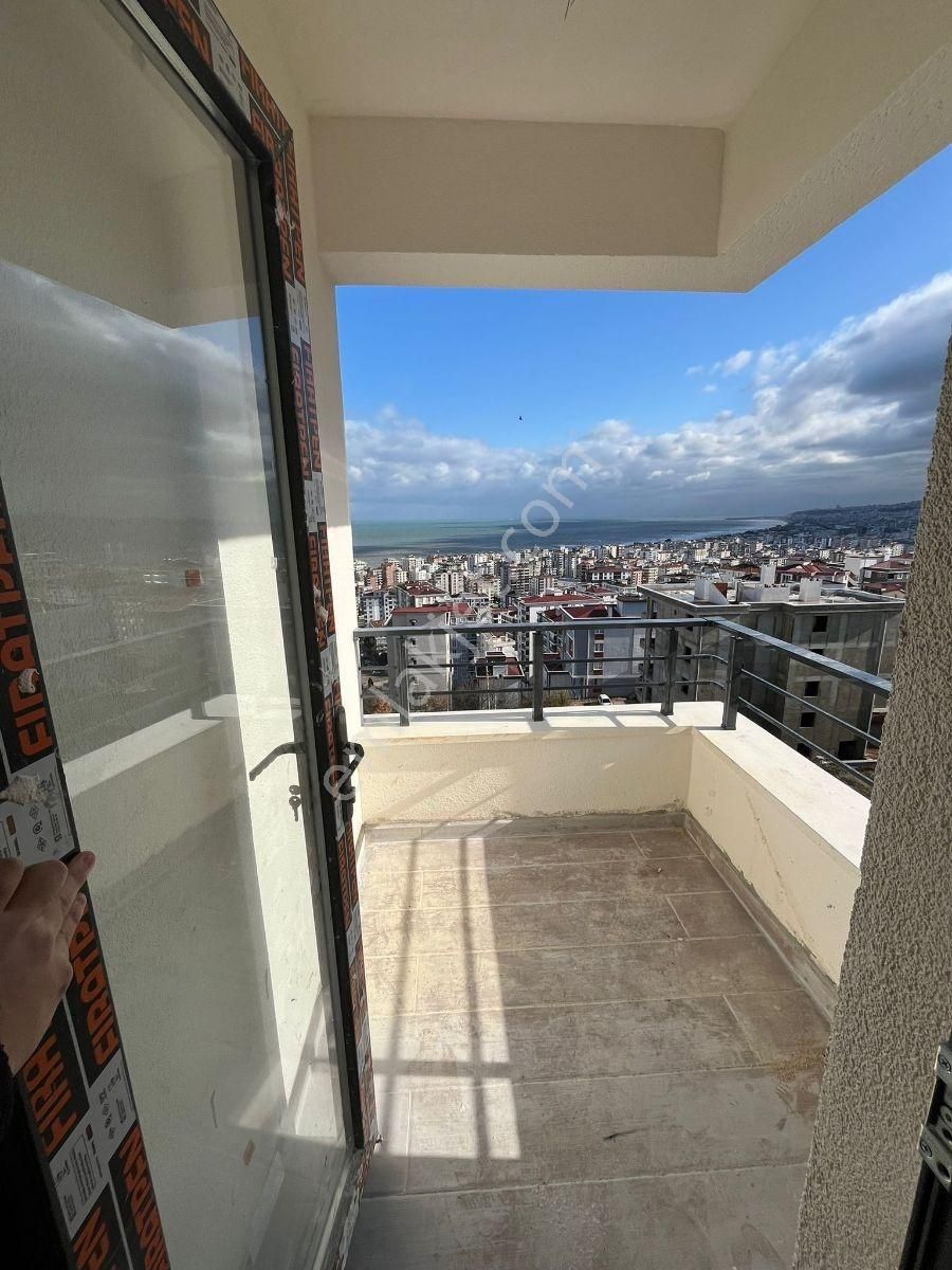 Atakum Yenimahalle'de Deniz Manzaralı 1+1 Daireler - Görsel 5