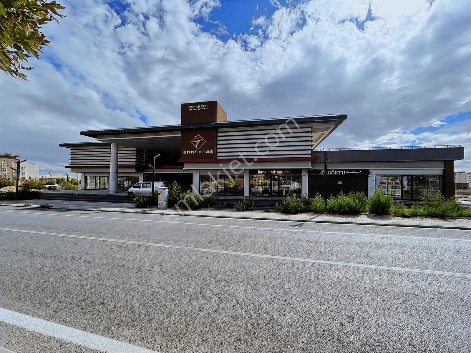 Ennteras Avmde 118+250 M² Tam Orta Konumda Satılık Dükkan