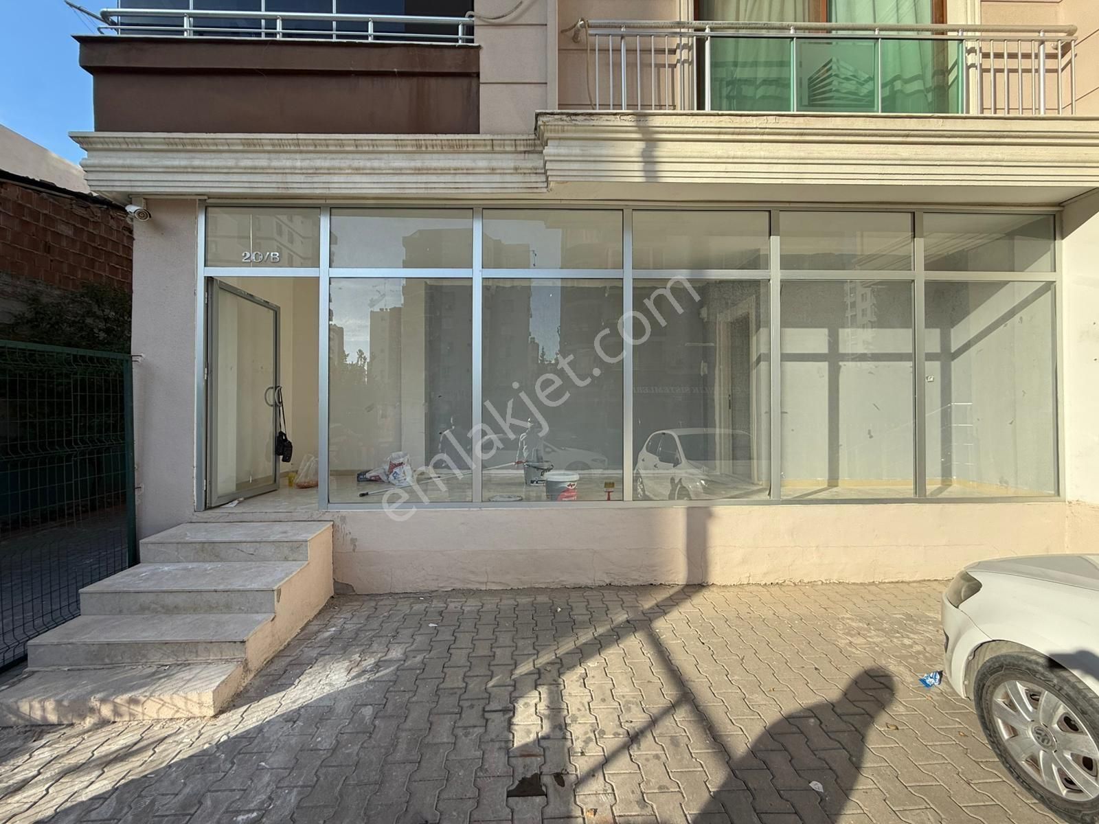K.evren'de/gündüz Tekin Onay Tesisleri Cvr/19 M2 Ofis/8 M2 Cephe