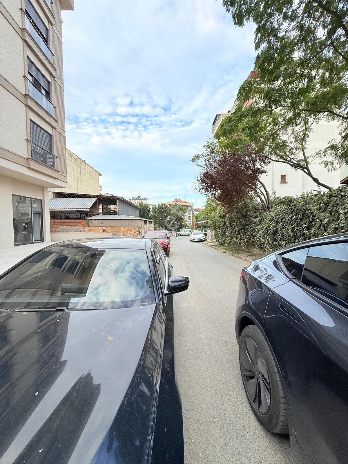 Maltepe Altayçeşmede Sıfır Köşe 90m2ön Kullanımlı Kiralık Dükkan - Görsel 8