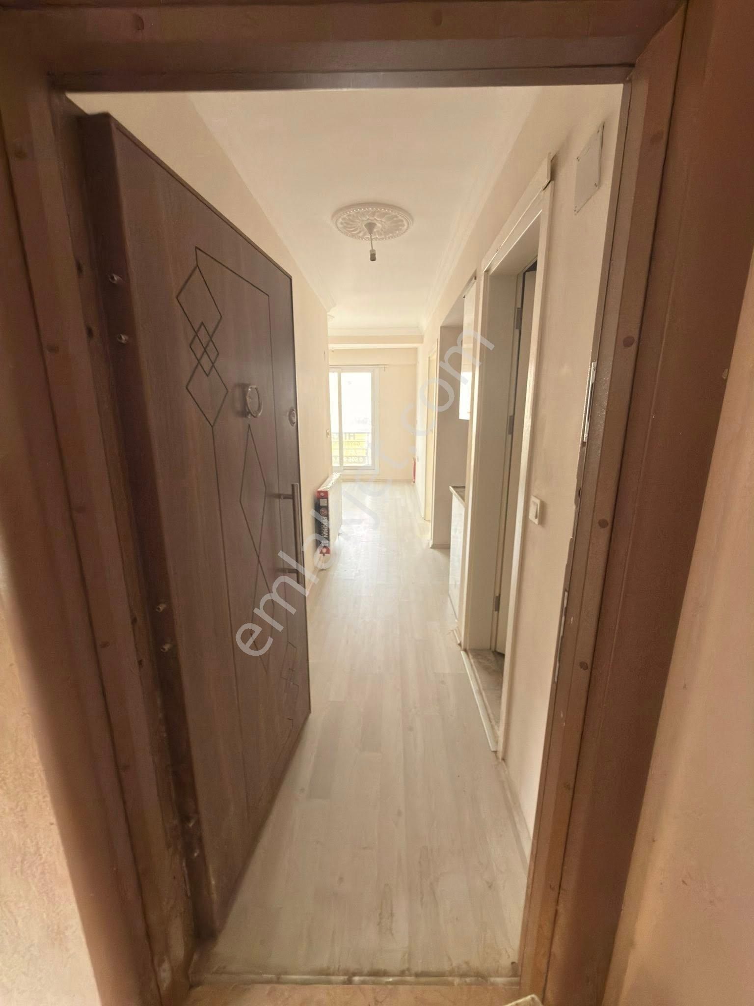 Nazilli Sümer Mahallesi’nde Kaçmaz Fırsat | Önü Açık | Ara Kat 2+0 Daire - Görsel 3