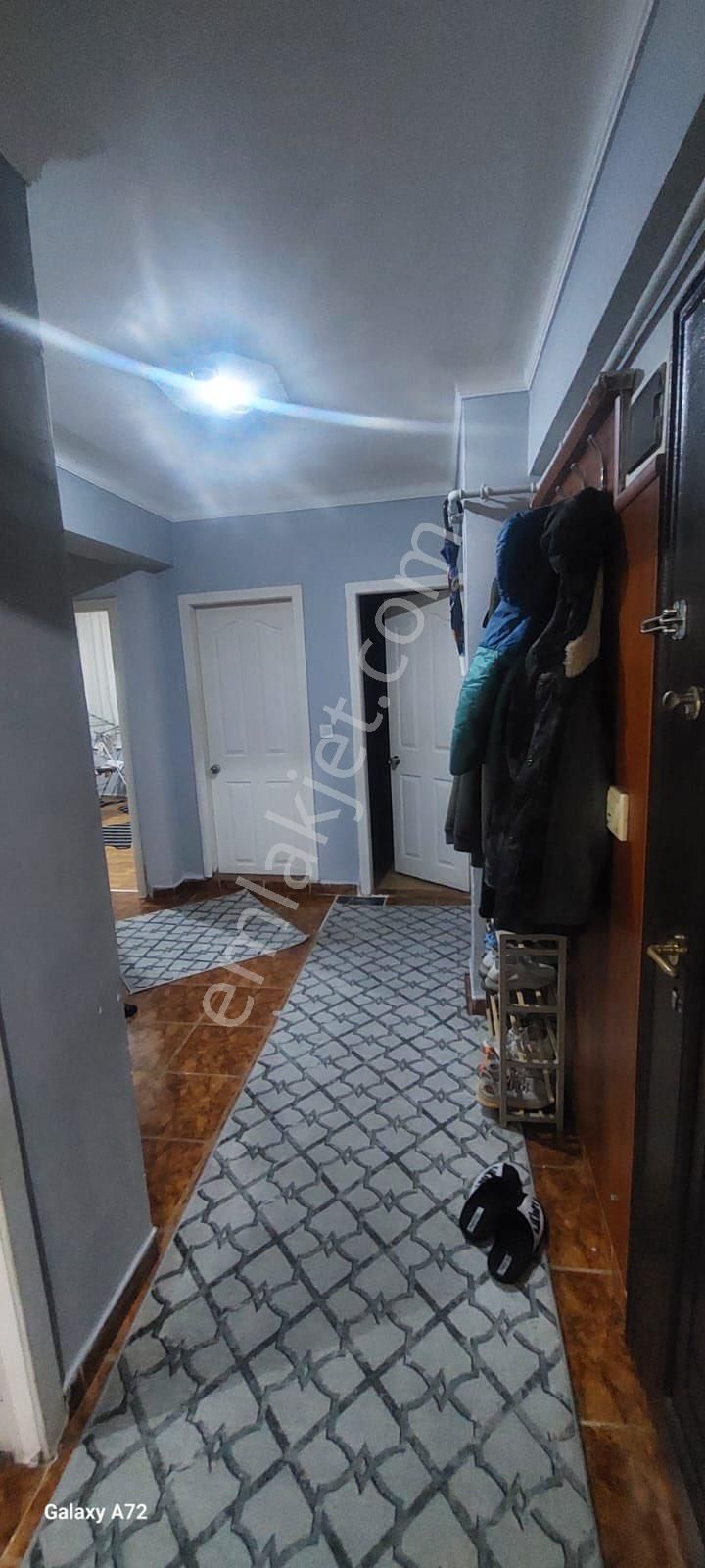 Ecem Emlaktan Kocamustafapaşada Merkeze Yakın 15 Yıllık Bina Da Köşe Giriş Kat - Görsel 3