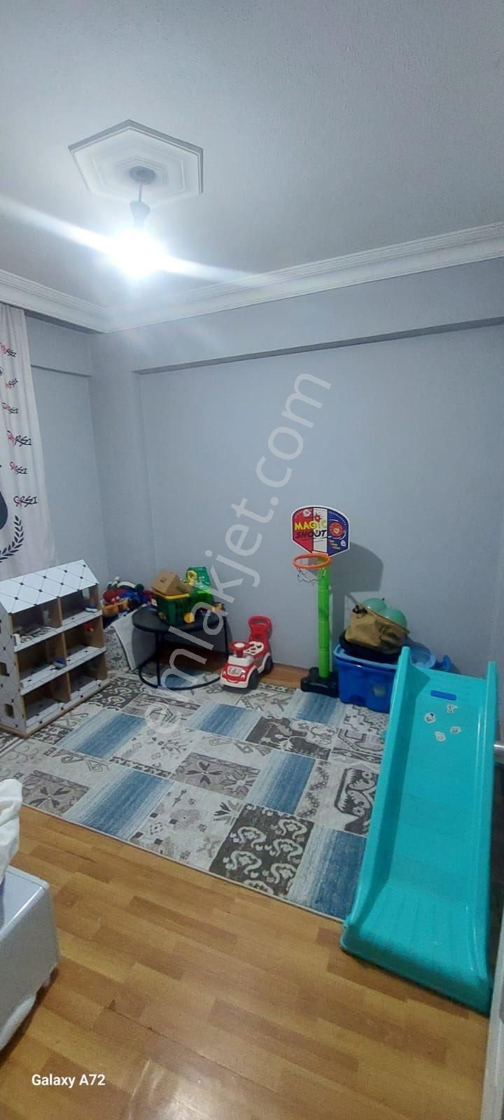 Ecem Emlaktan Kocamustafapaşada Merkeze Yakın 15 Yıllık Bina Da Köşe Giriş Kat - Görsel 8