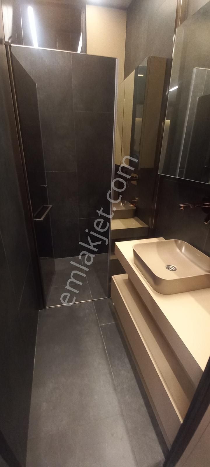 Mir'den Bahçelievler Baltaş Kon.özel Yapım Lüks 3+1 Daire - Görsel 2