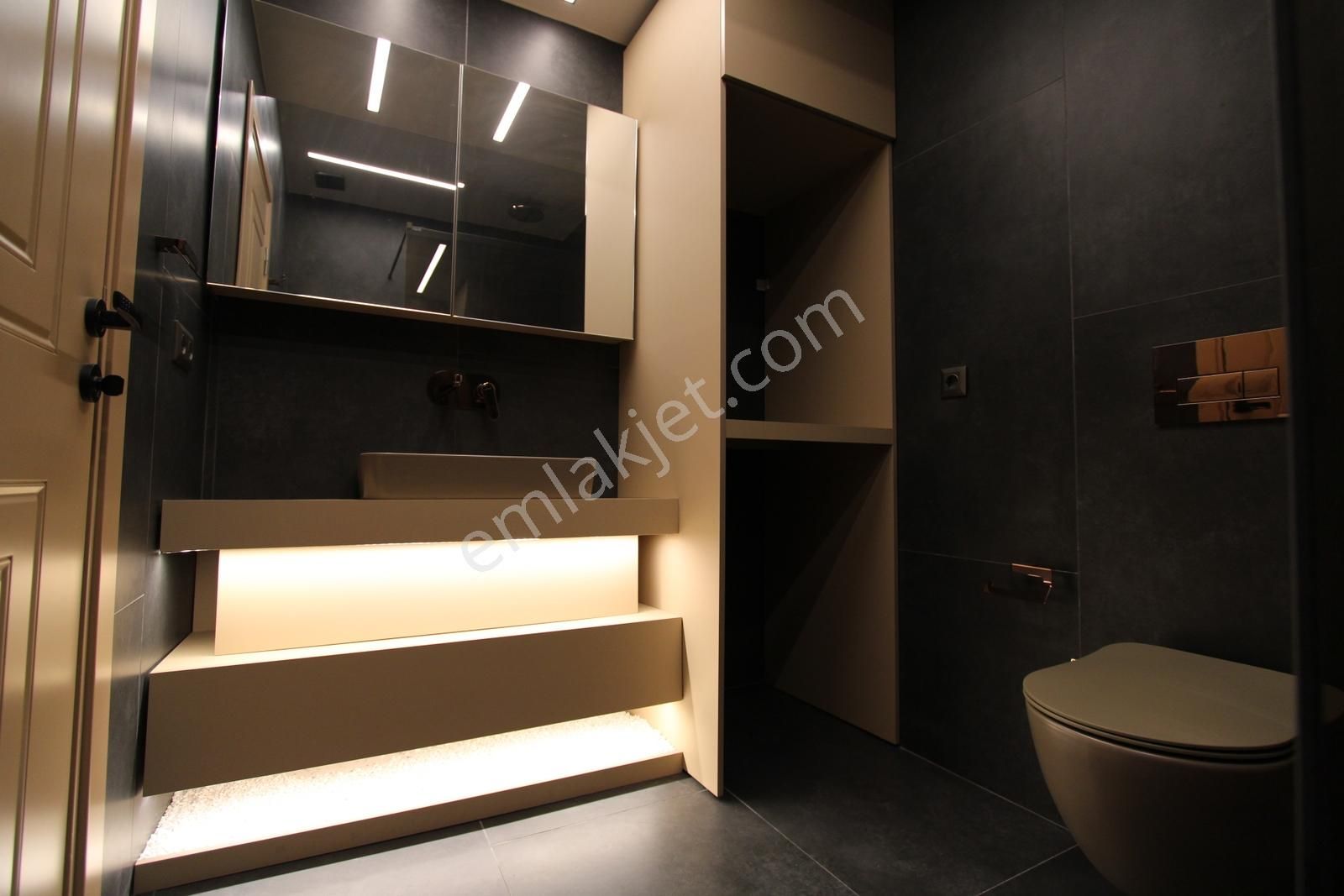 Mir'den Bahçelievler Baltaş Kon.özel Yapım Lüks 3+1 Daire - Görsel 16