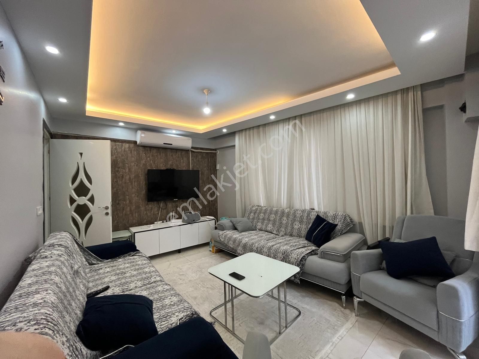 Akkonakta 75 M2 2+1 Ayrı Mutfaklı Balkonlu Fırsat Satılık Butik Daire