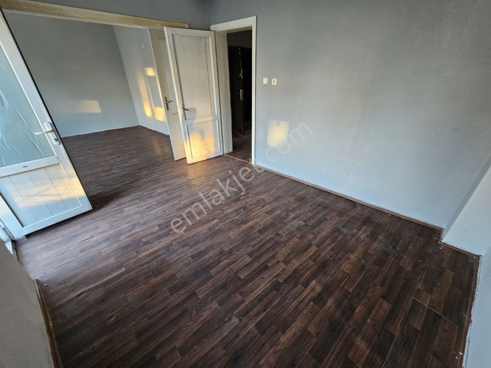 Topkapı Caddesi Üzeri Merkezi Konum 100mk3+1 Çift Cephe 30.000tl - Görsel 20