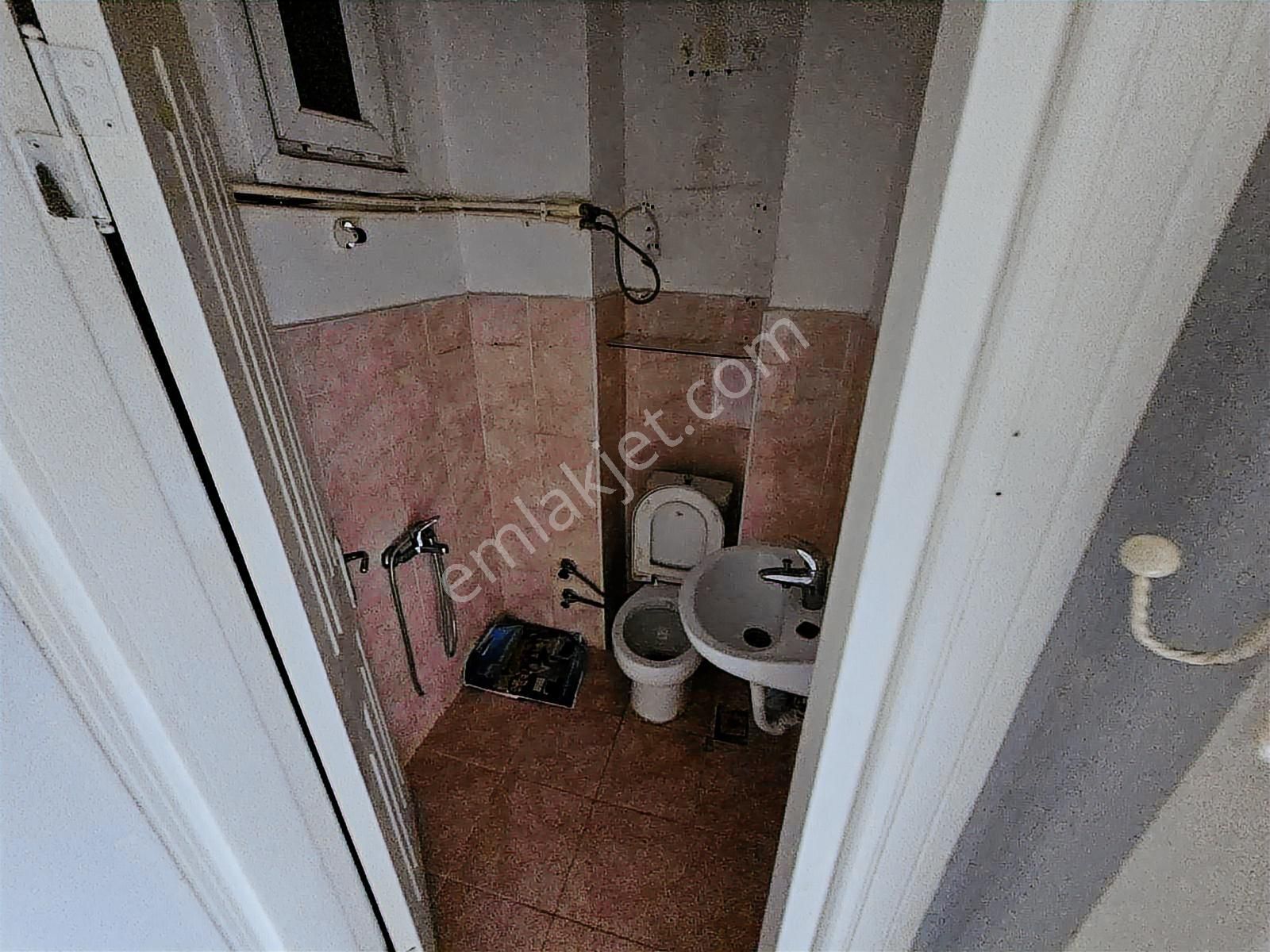 Topkapı Caddesi Üzeri Merkezi Konum 100mk3+1 Çift Cephe 30.000tl - Görsel 4