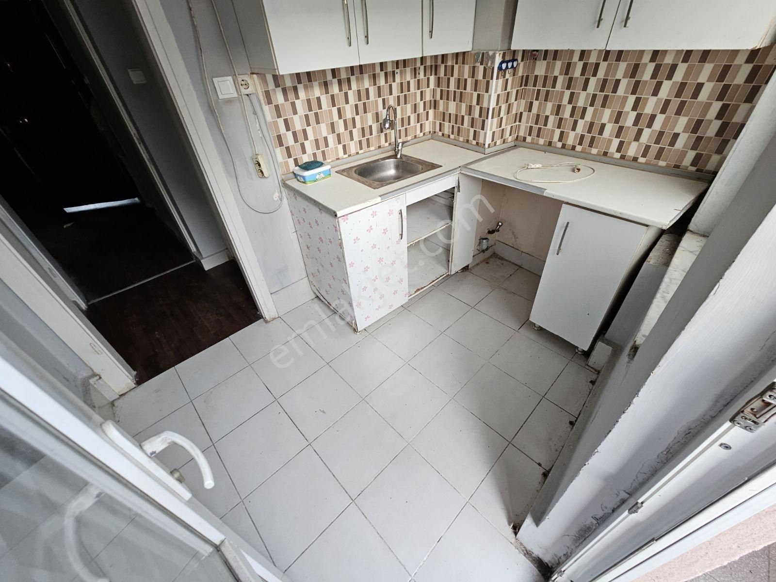 Topkapı Caddesi Üzeri Merkezi Konum 100mk3+1 Çift Cephe 30.000tl - Görsel 30