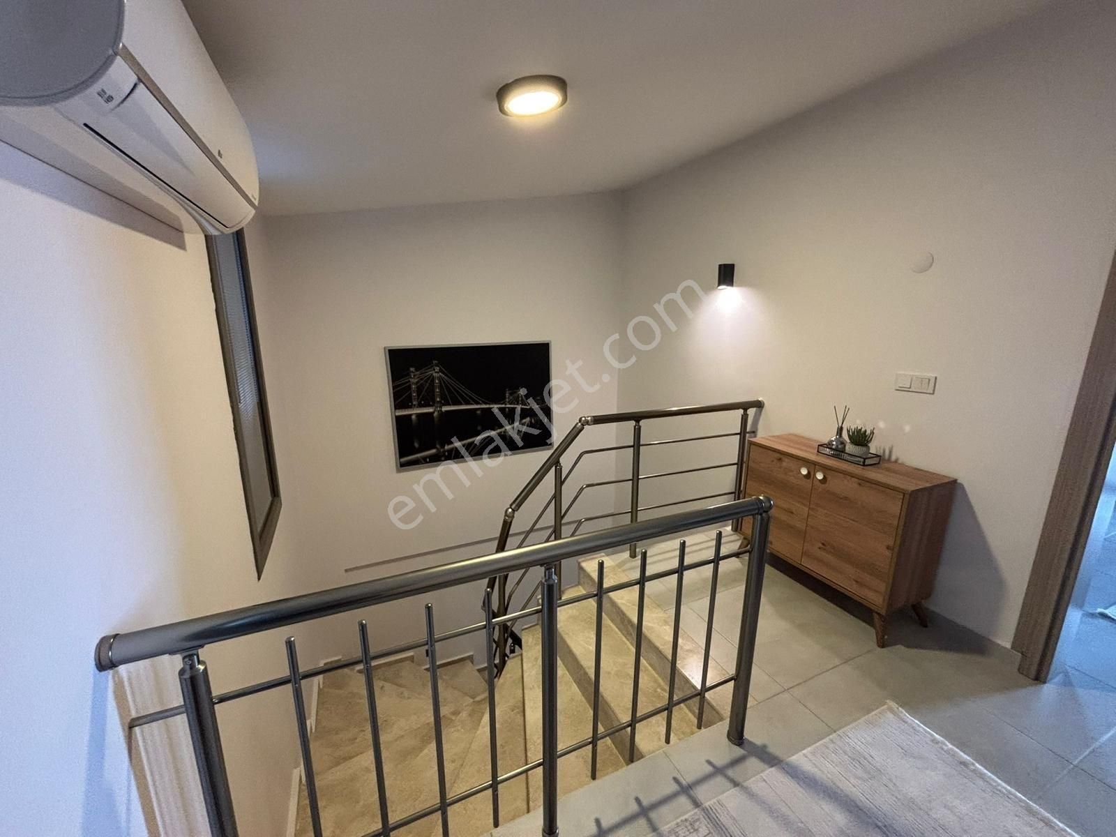 Qzen' Den Altıntepe'de Bağımsz Giriş Ve Bahçeli 220 M2 4+1 Villa - Görsel 8