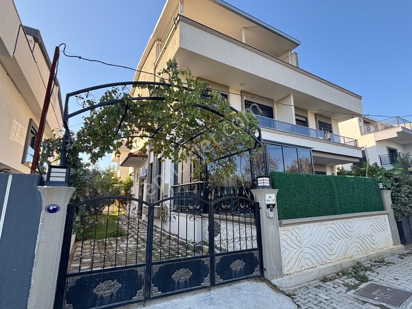 Qzen' Den Altıntepe'de Bağımsz Giriş Ve Bahçeli 220 M2 4+1 Villa - Görsel 34