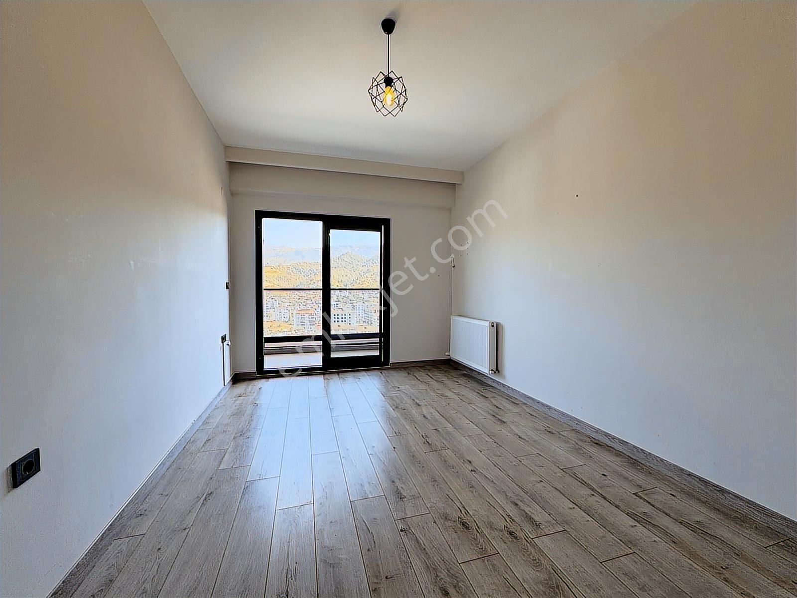 Salihli Kentower Rezidans'ta Satılık 3+1 147 M2 Daire (video) - Görsel 27