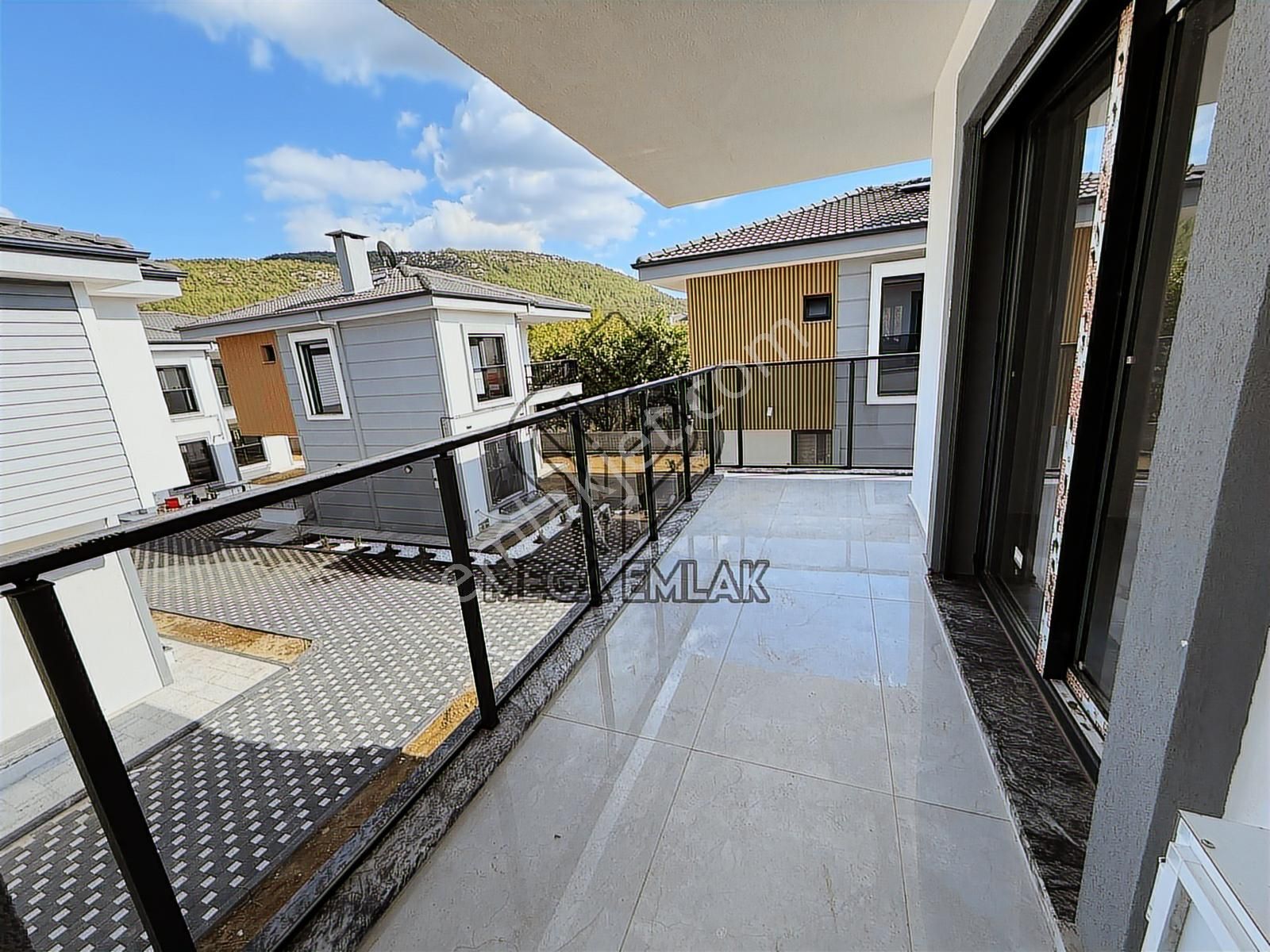 Yeniköy Villa Bölgesinde Site İçi 3+1 Villa (bodrum Katlı) - Görsel 16