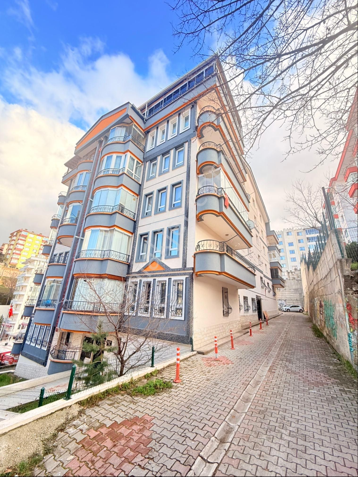 Keçiören Belediyesi Yakını 3+1 Katta Asansörlü Kiralık Daire - Görsel 5