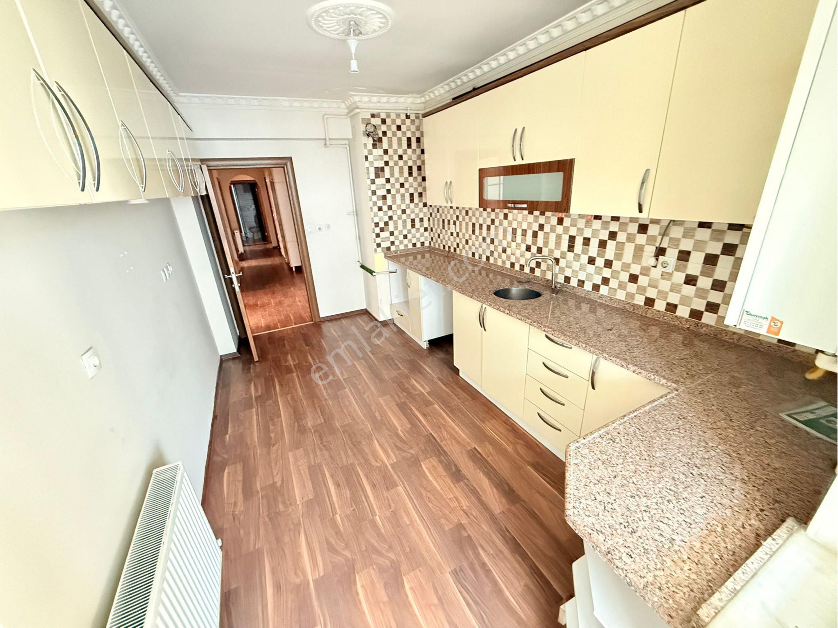 Keçiören Belediyesi Yakını 3+1 Katta Asansörlü Kiralık Daire - Görsel 2