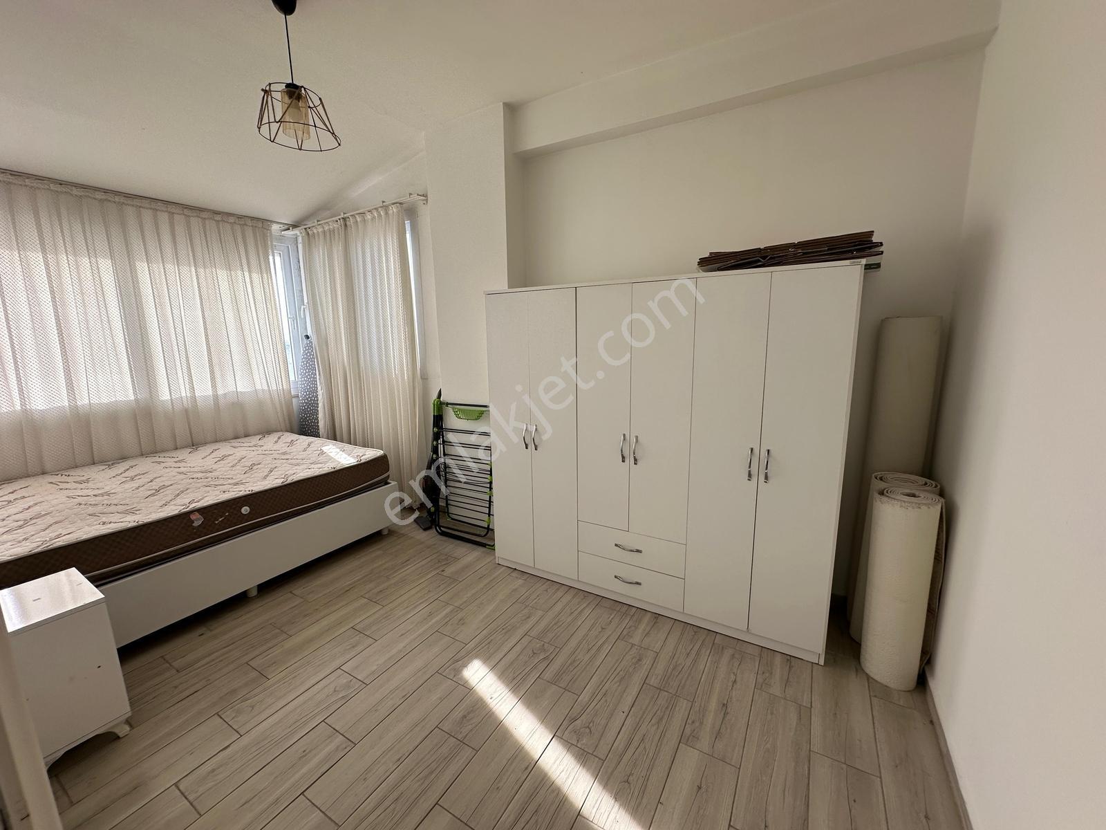 New Form'dan İskenderun Kanatlı Caddesinde Eşyalı Kiralık 1+1 - Görsel 12